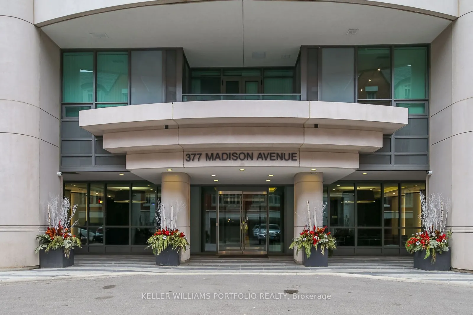 377 Madison Avenue, #523