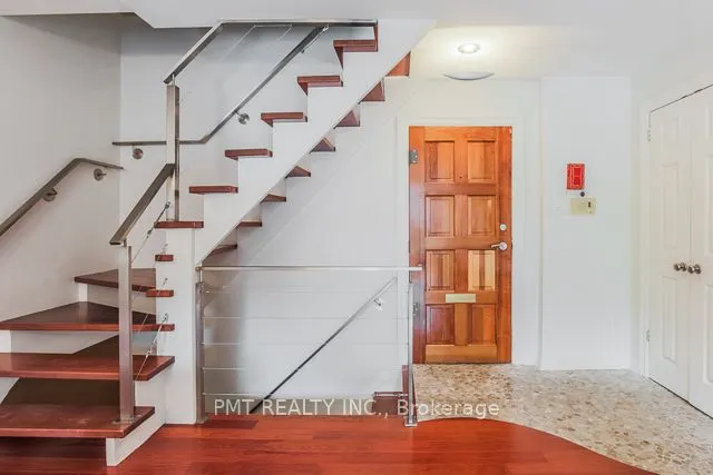 28 Admiral Road, #Th3