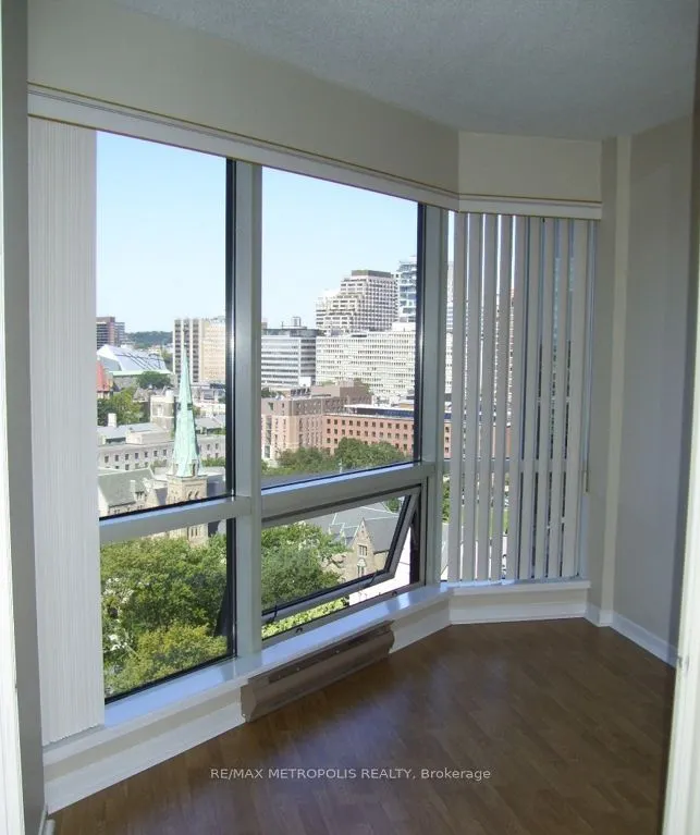 1001 Bay Street, #1718