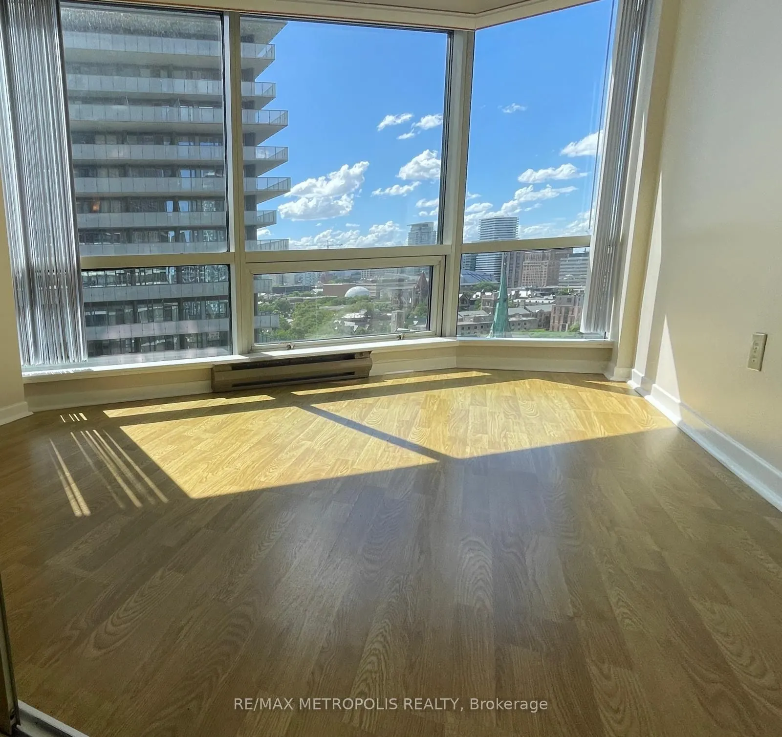 1001 Bay Street, #1718