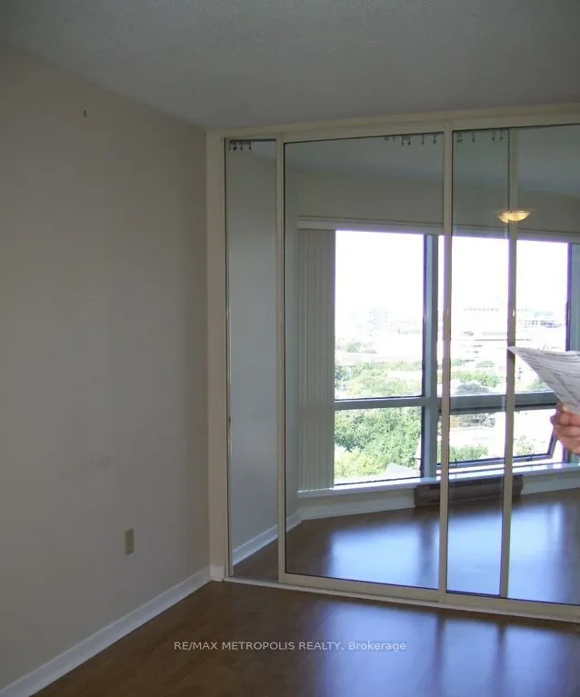 1001 Bay Street, #1718