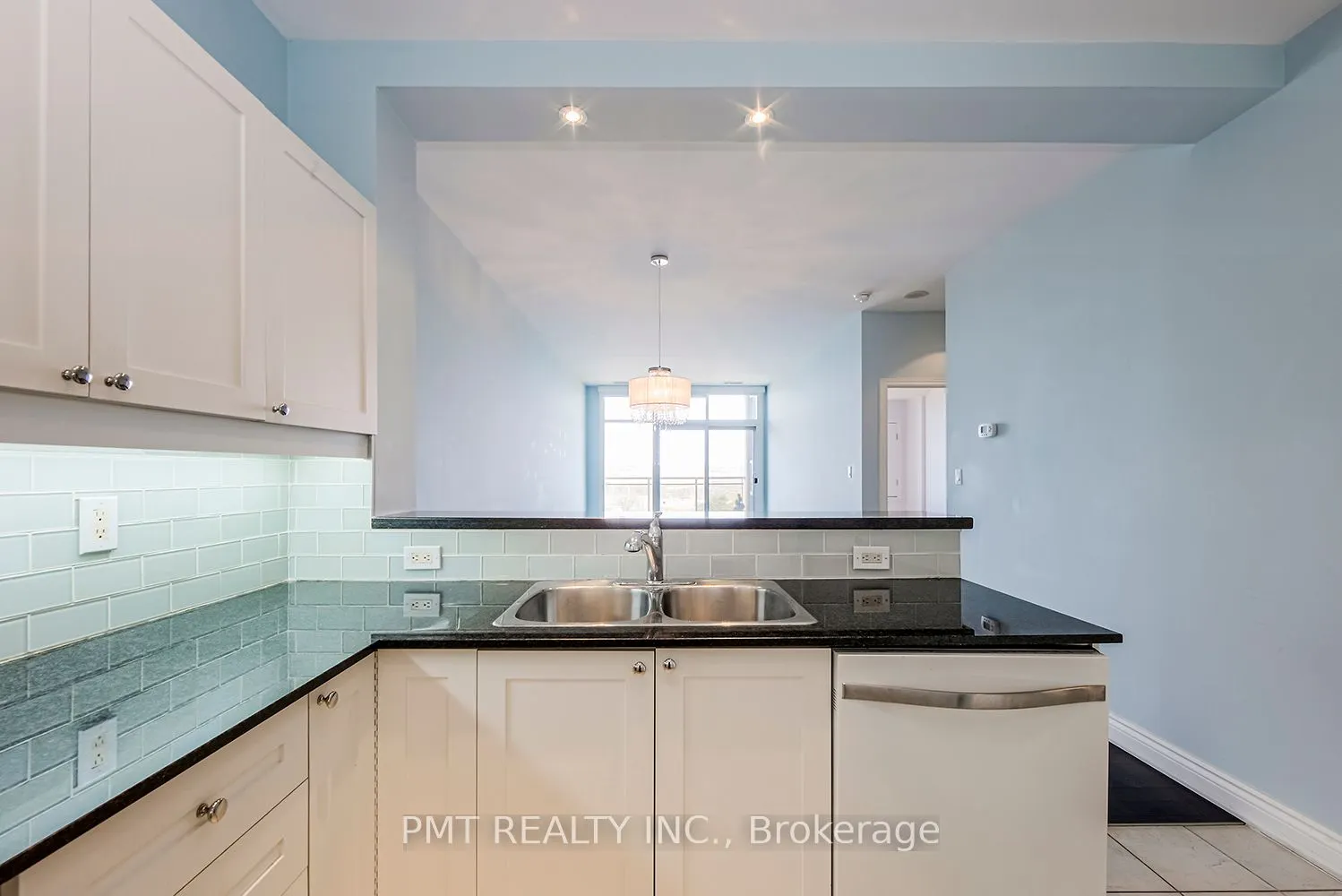 1 Leaside Park Drive, #606