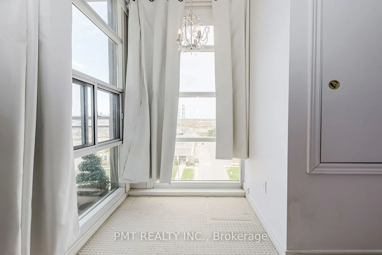 1 Leaside Park Drive, #606