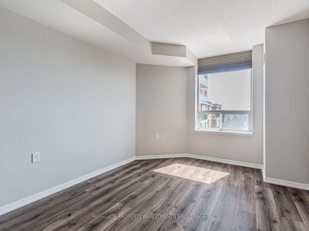 650 Lawrence Avenue W, #645