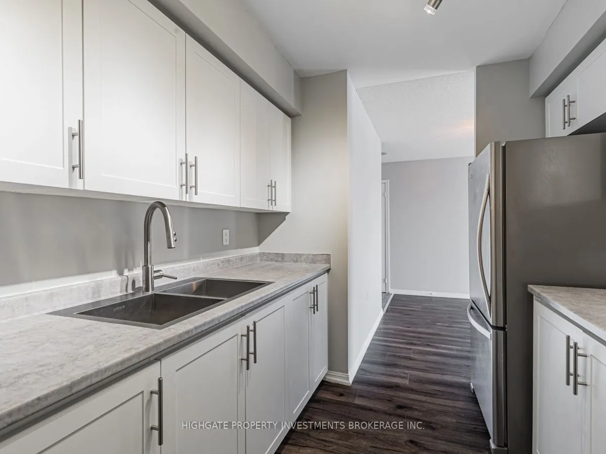 650 Lawrence Avenue W, #645