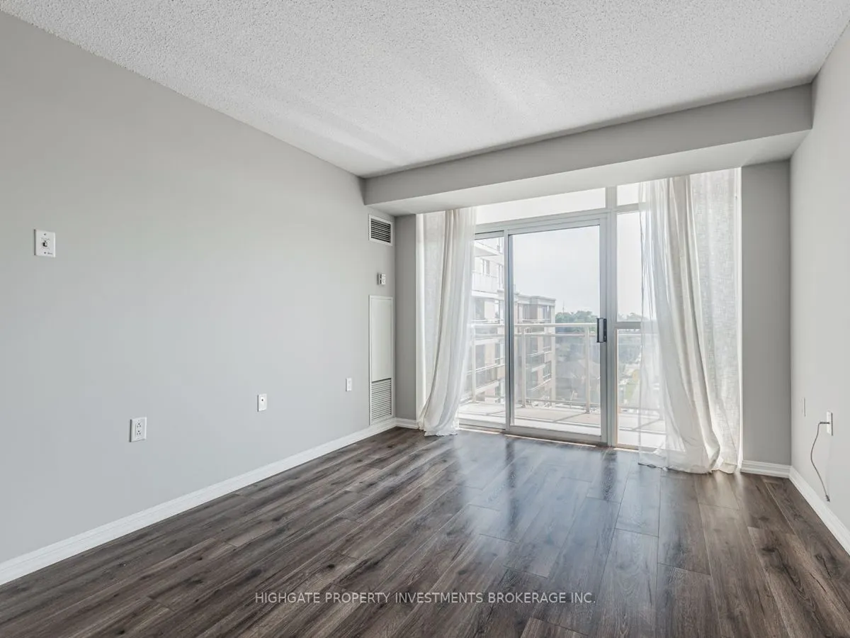 650 Lawrence Avenue W, #645