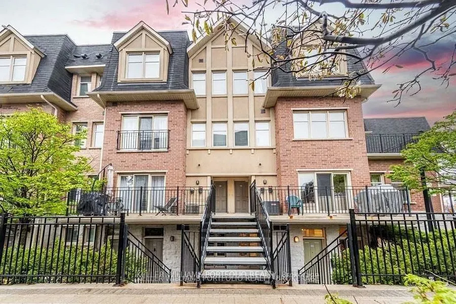 1496 Eglinton Avenue E, #126