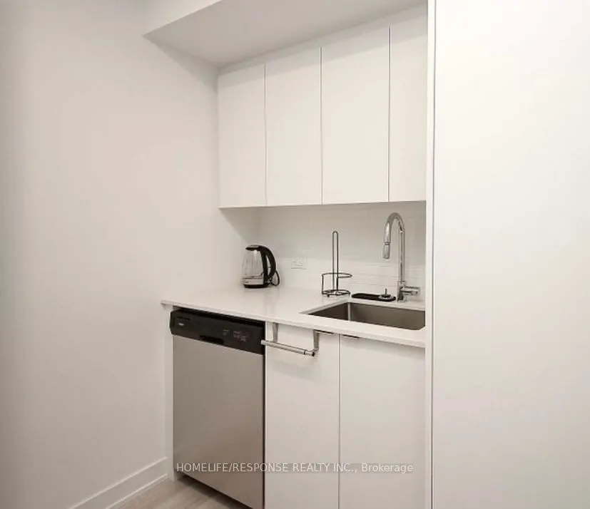 30 Tretti Way, #810