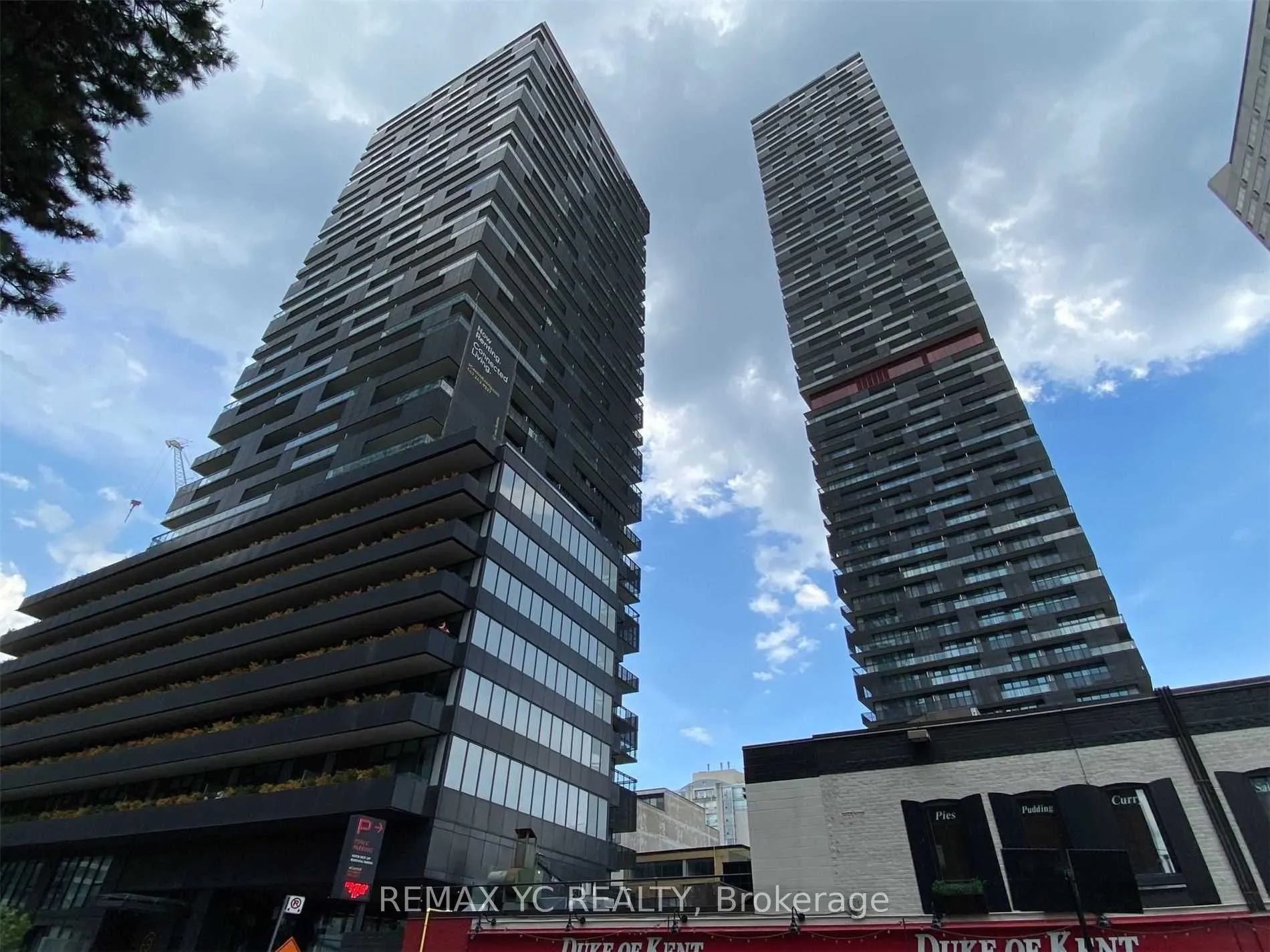 8 Eglinton Avenue E, #3206