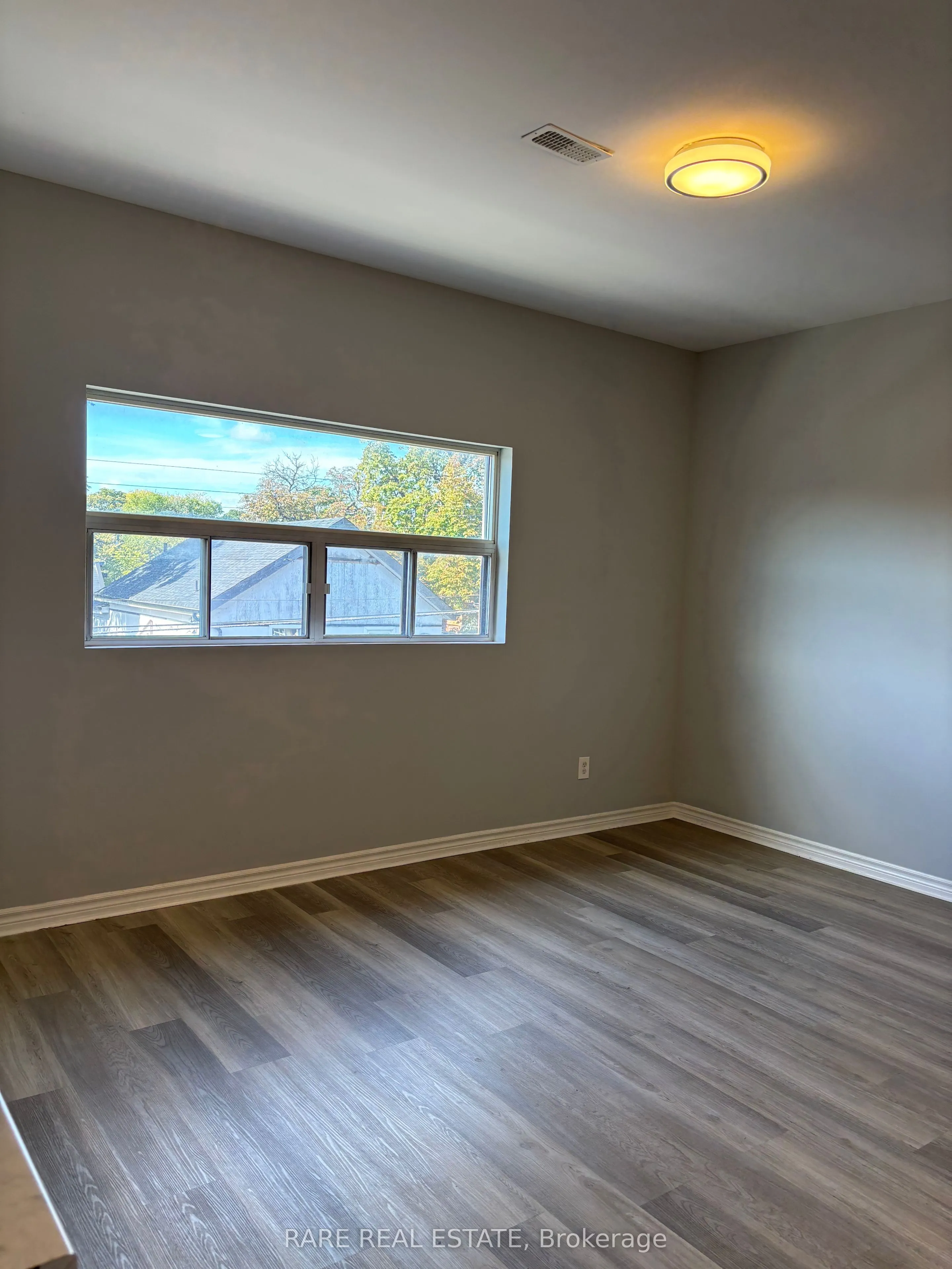 253 Augusta Avenue, #301