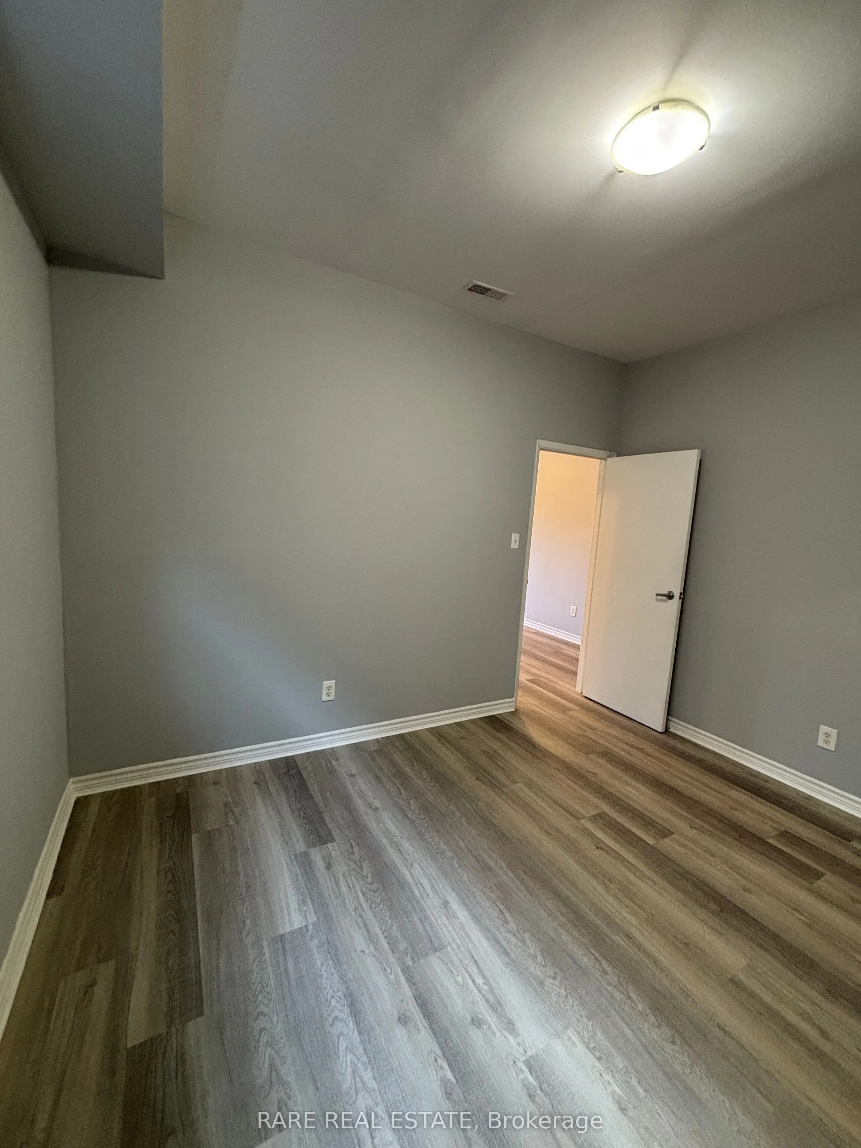 253 Augusta Avenue, #301