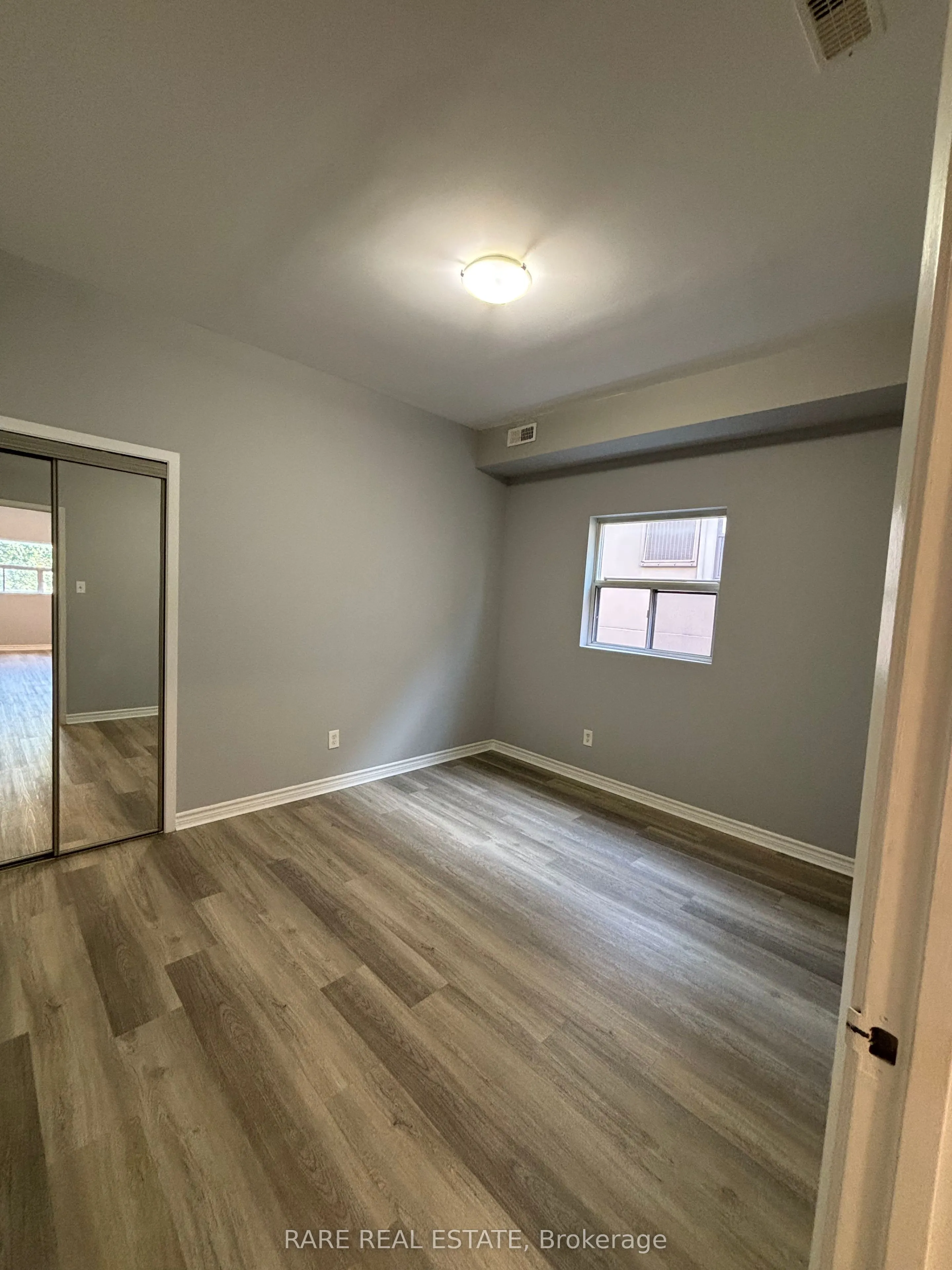 253 Augusta Avenue, #301