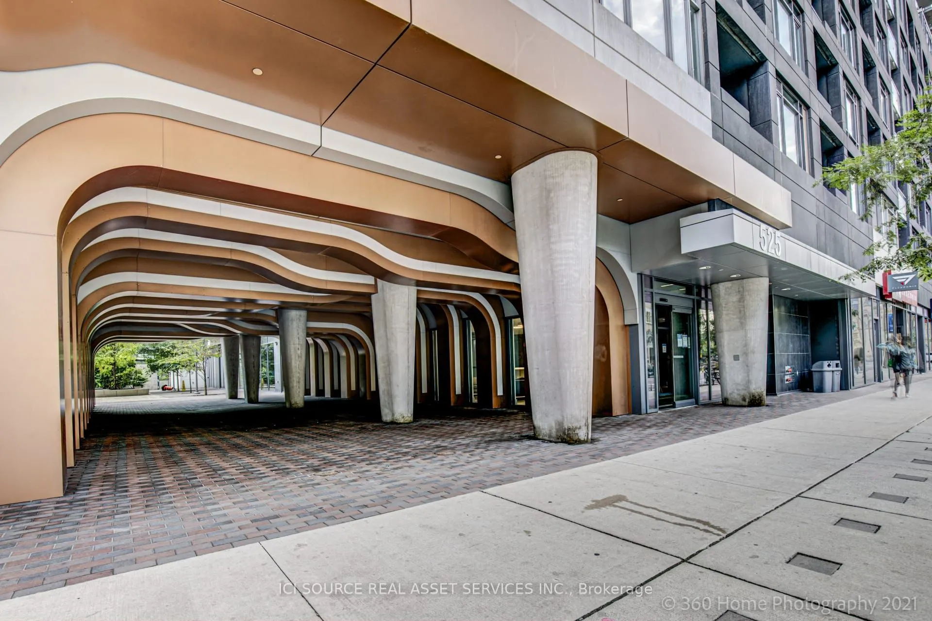 525 Adelaide Street W, #1020