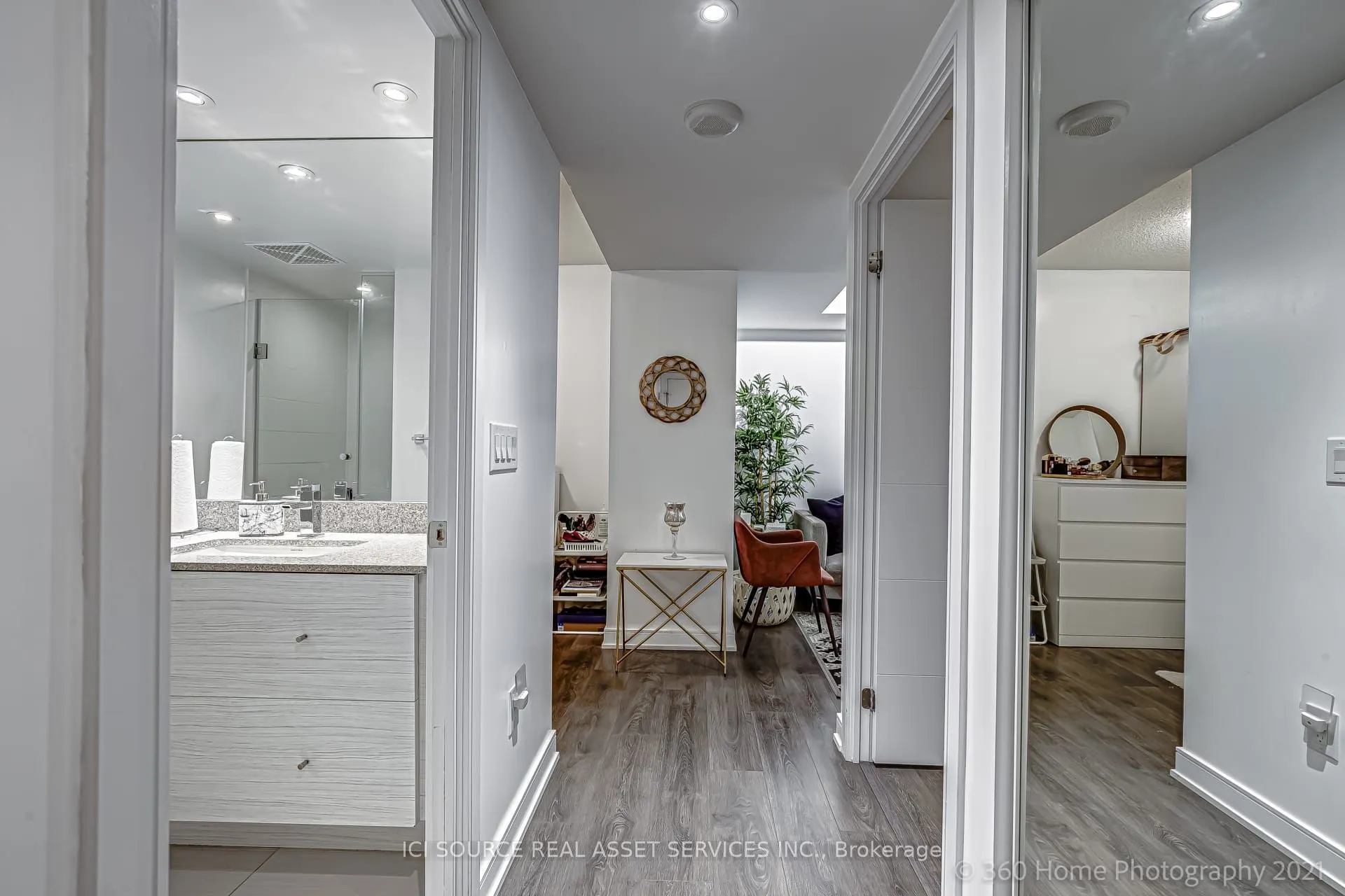 525 Adelaide Street W, #1020
