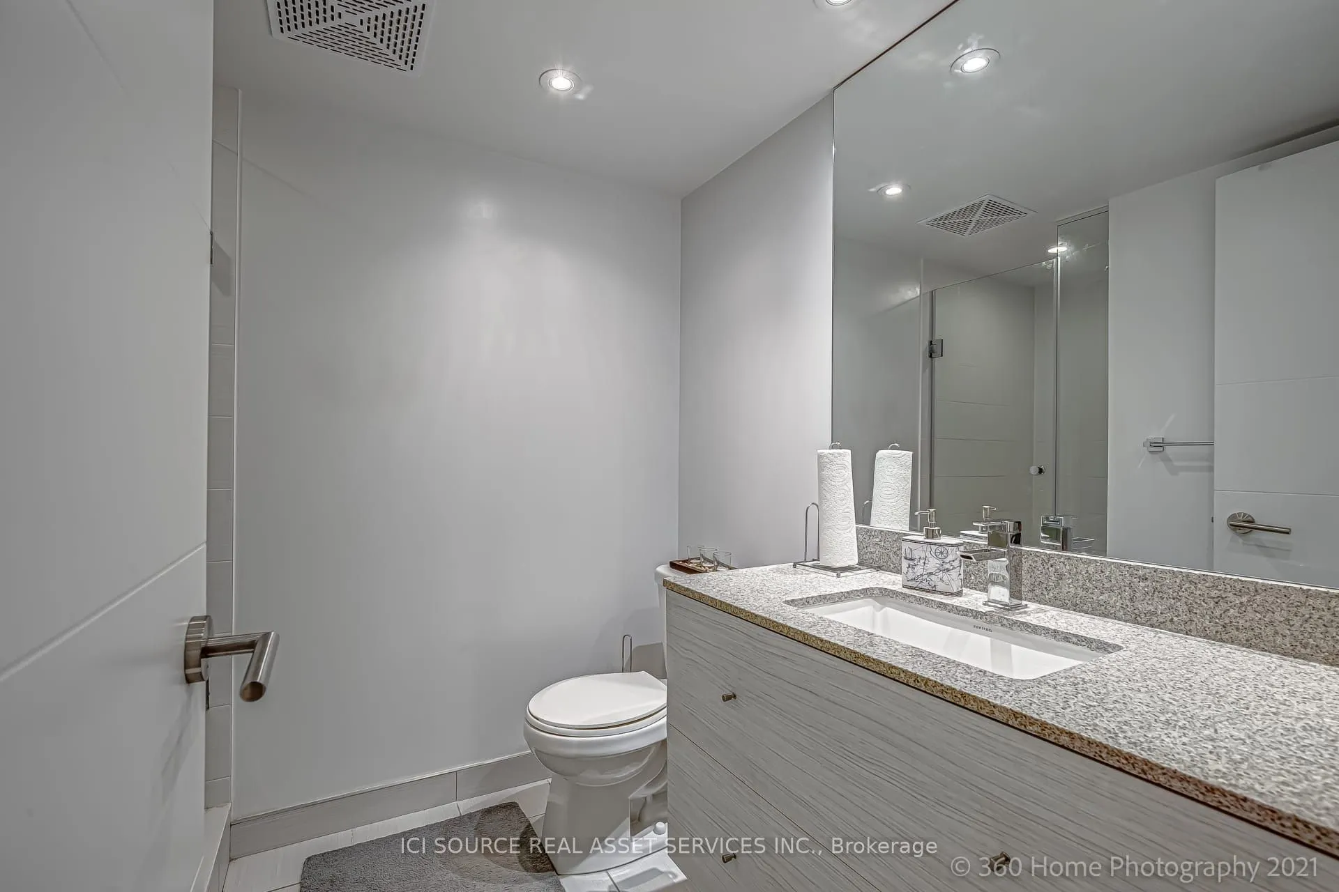 525 Adelaide Street W, #1020