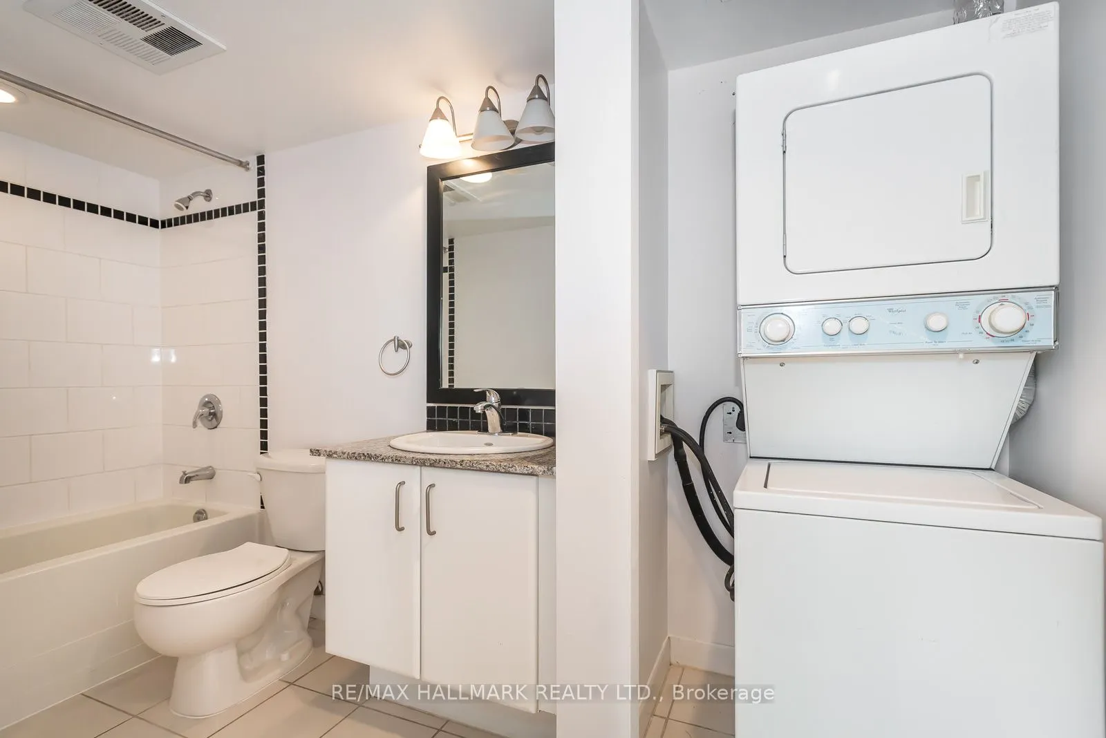 33 Sheppard Avenue E, #1701