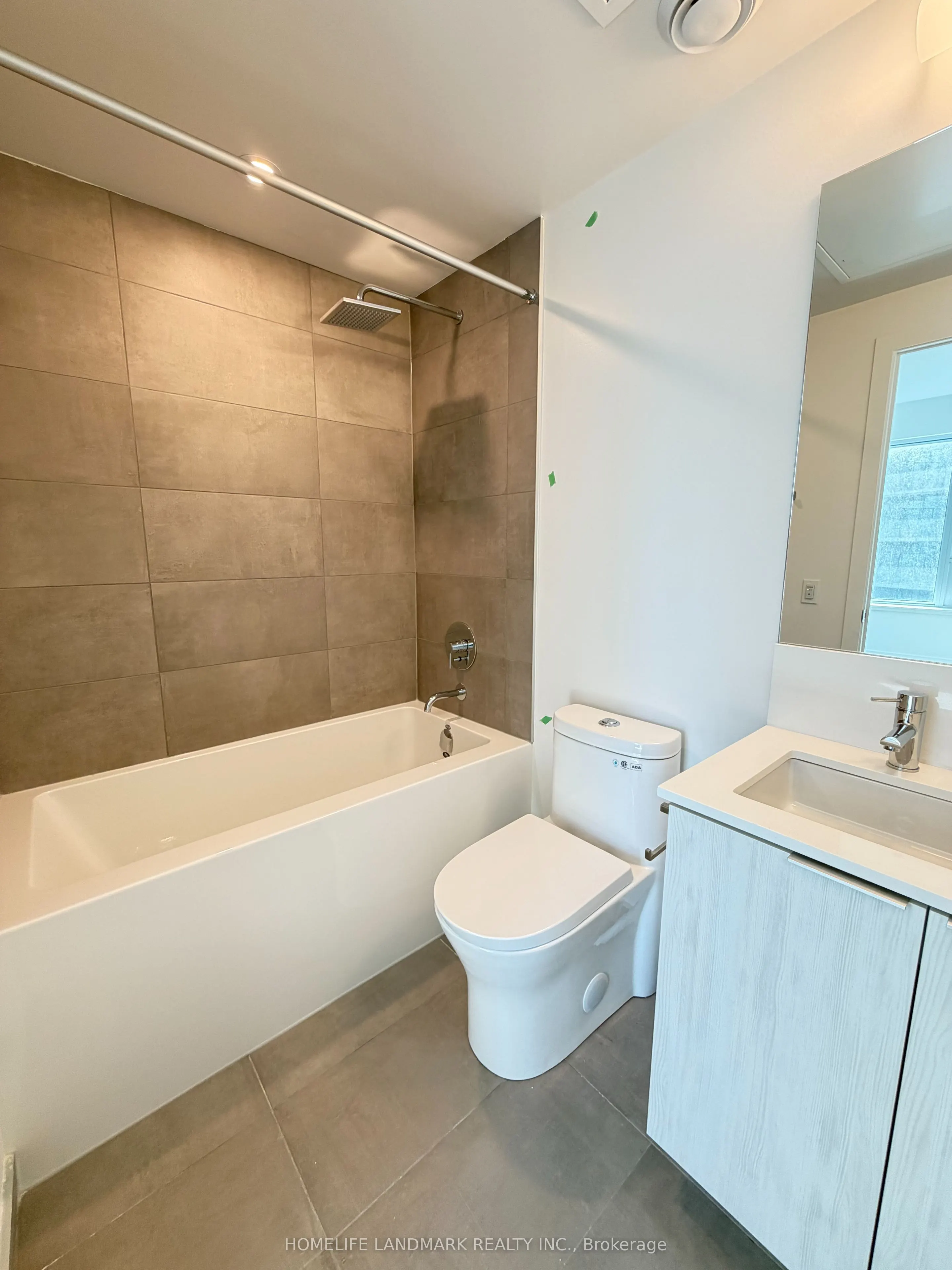 8 Wellesley Street W, #4915