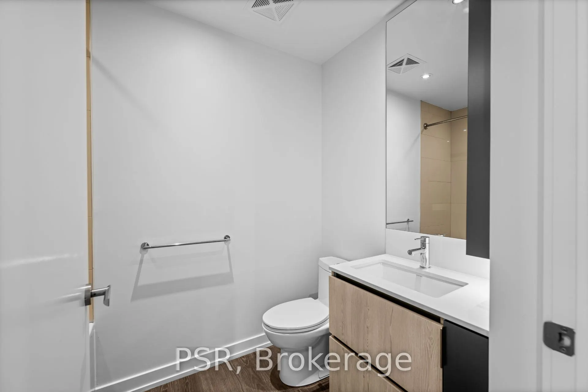 25 Ordnance Street, #608