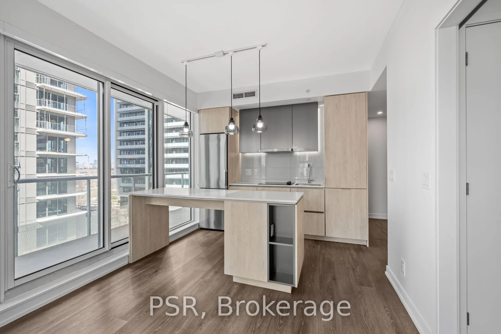 25 Ordnance Street, #608
