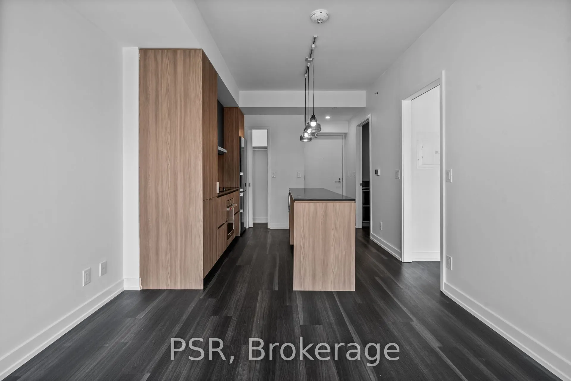25 Ordnance Street, #1805
