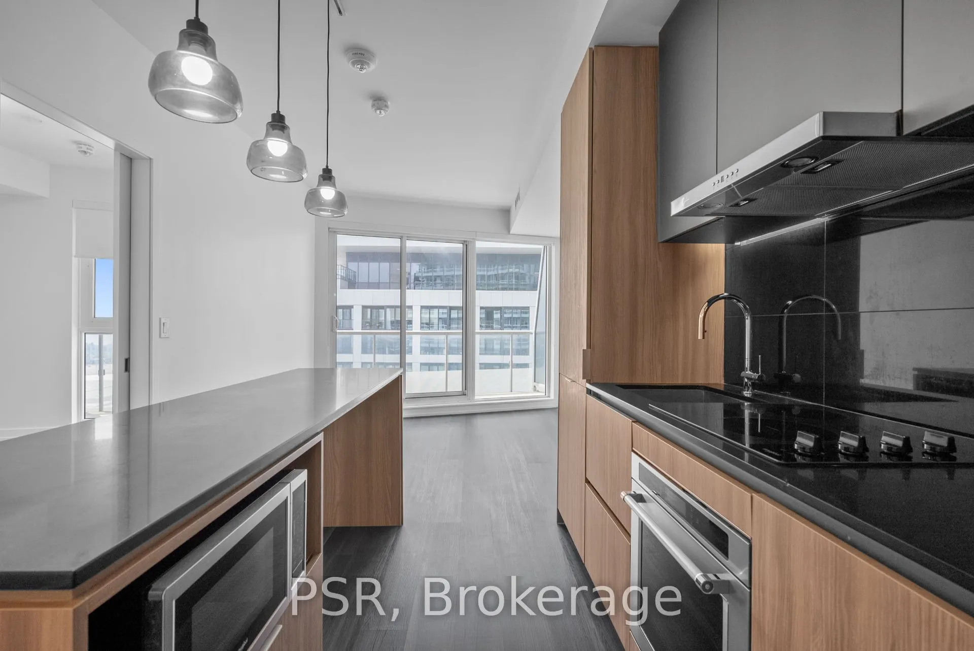 25 Ordnance Street, #1805