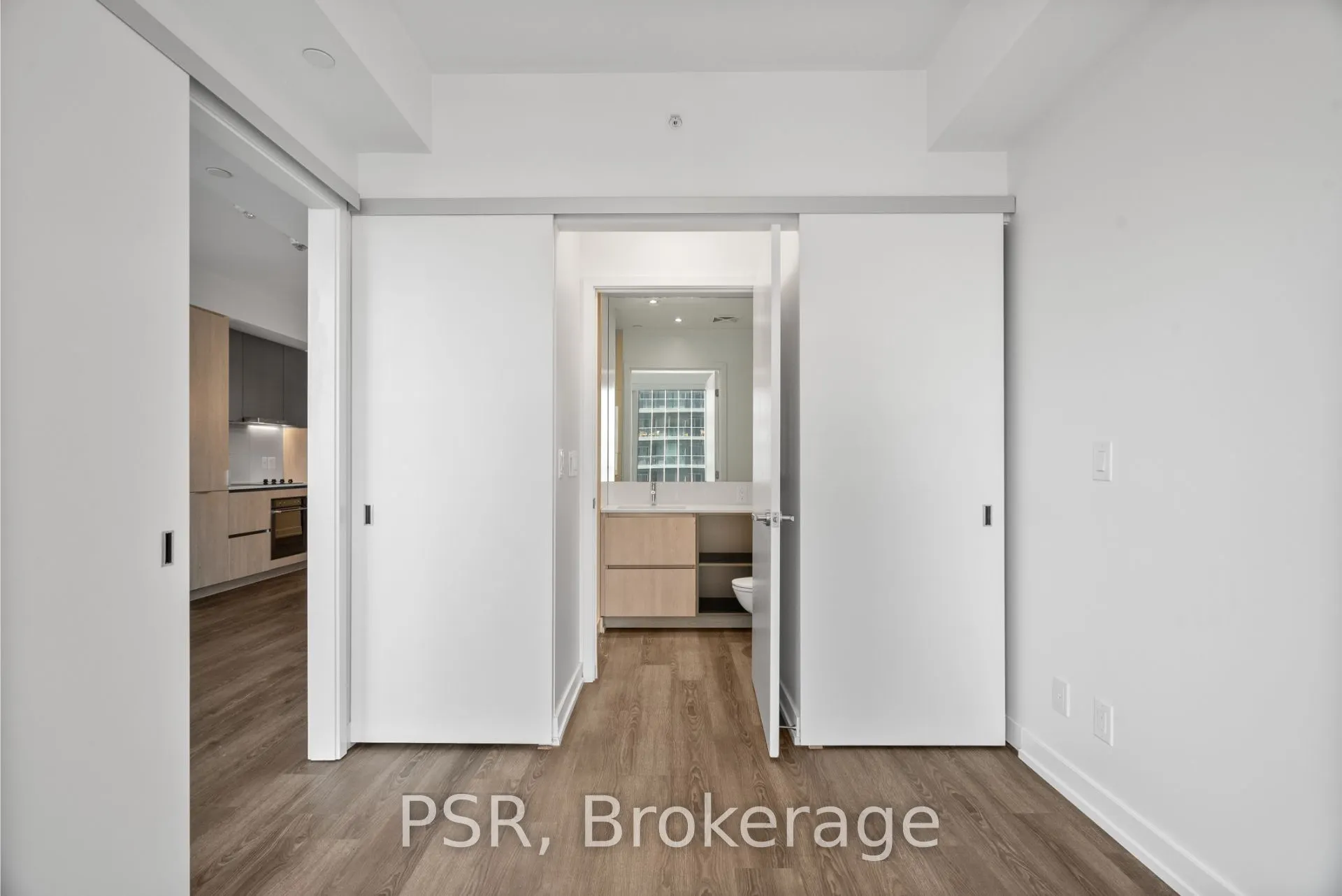 11 Ordnance Street, #1311
