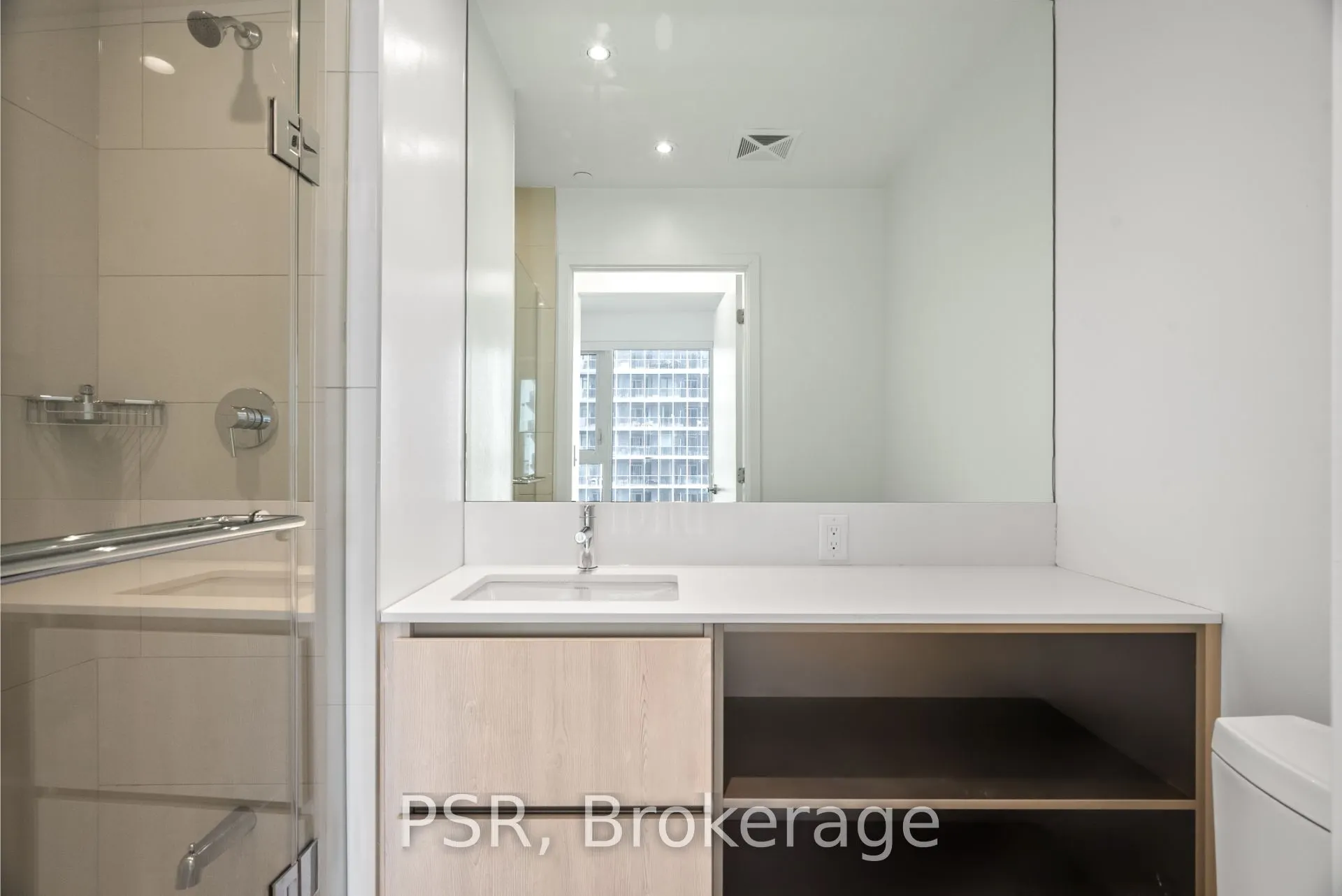 11 Ordnance Street, #1311