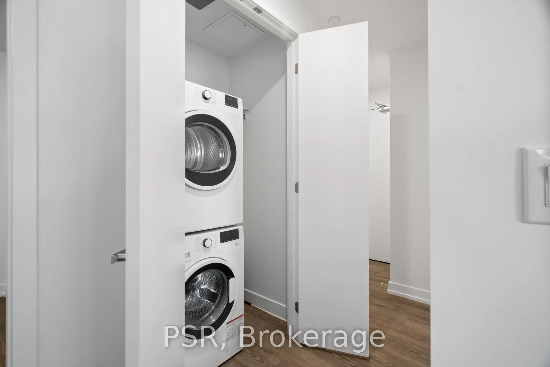 11 Ordnance Street, #1311