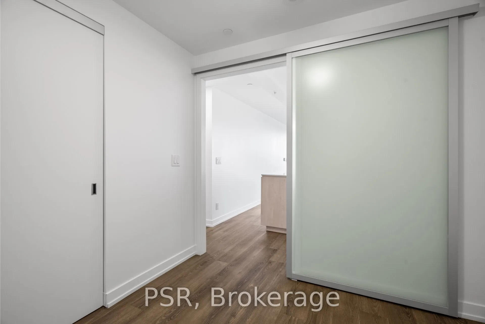 11 Ordnance Street, #1311
