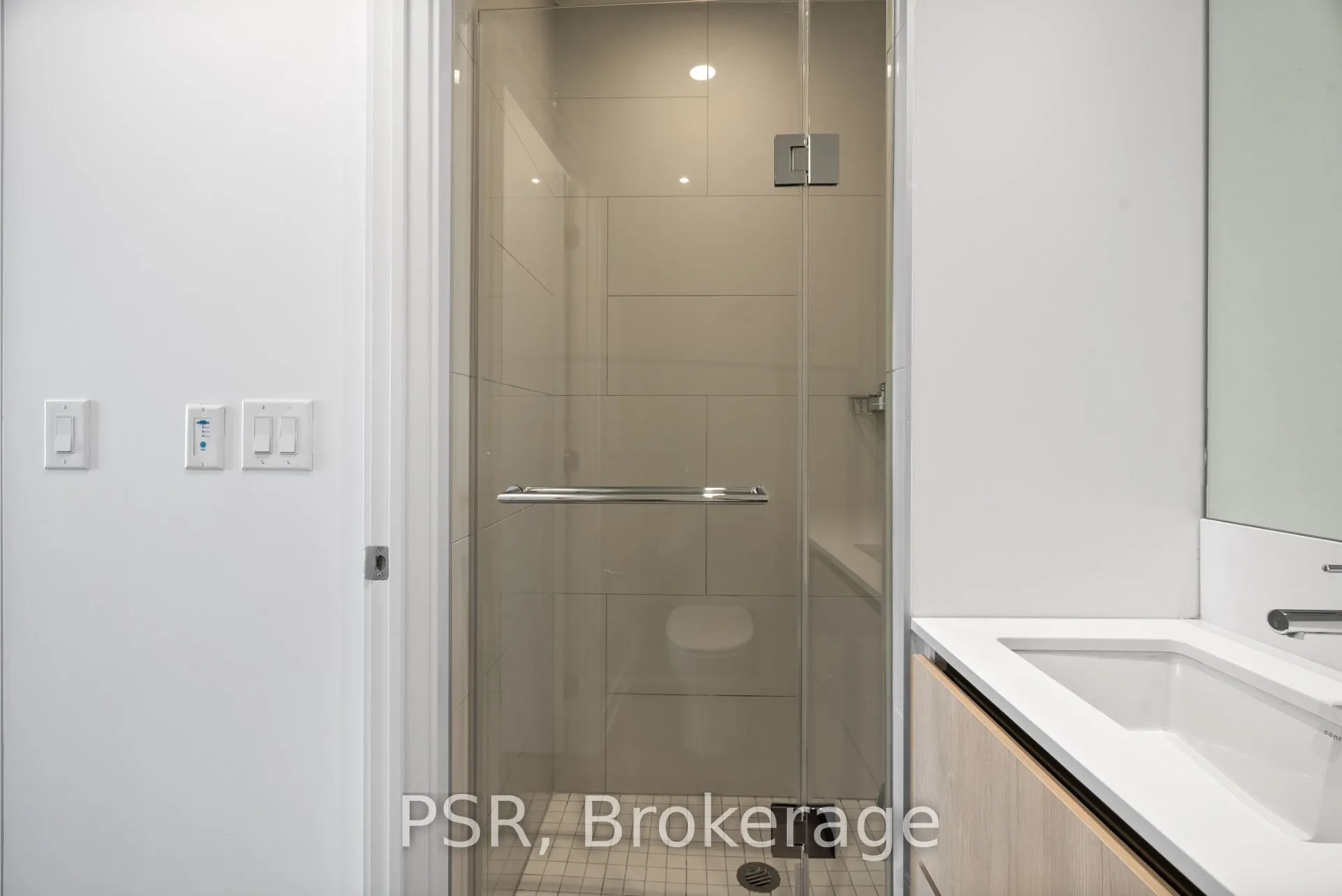 11 Ordnance Street, #1311