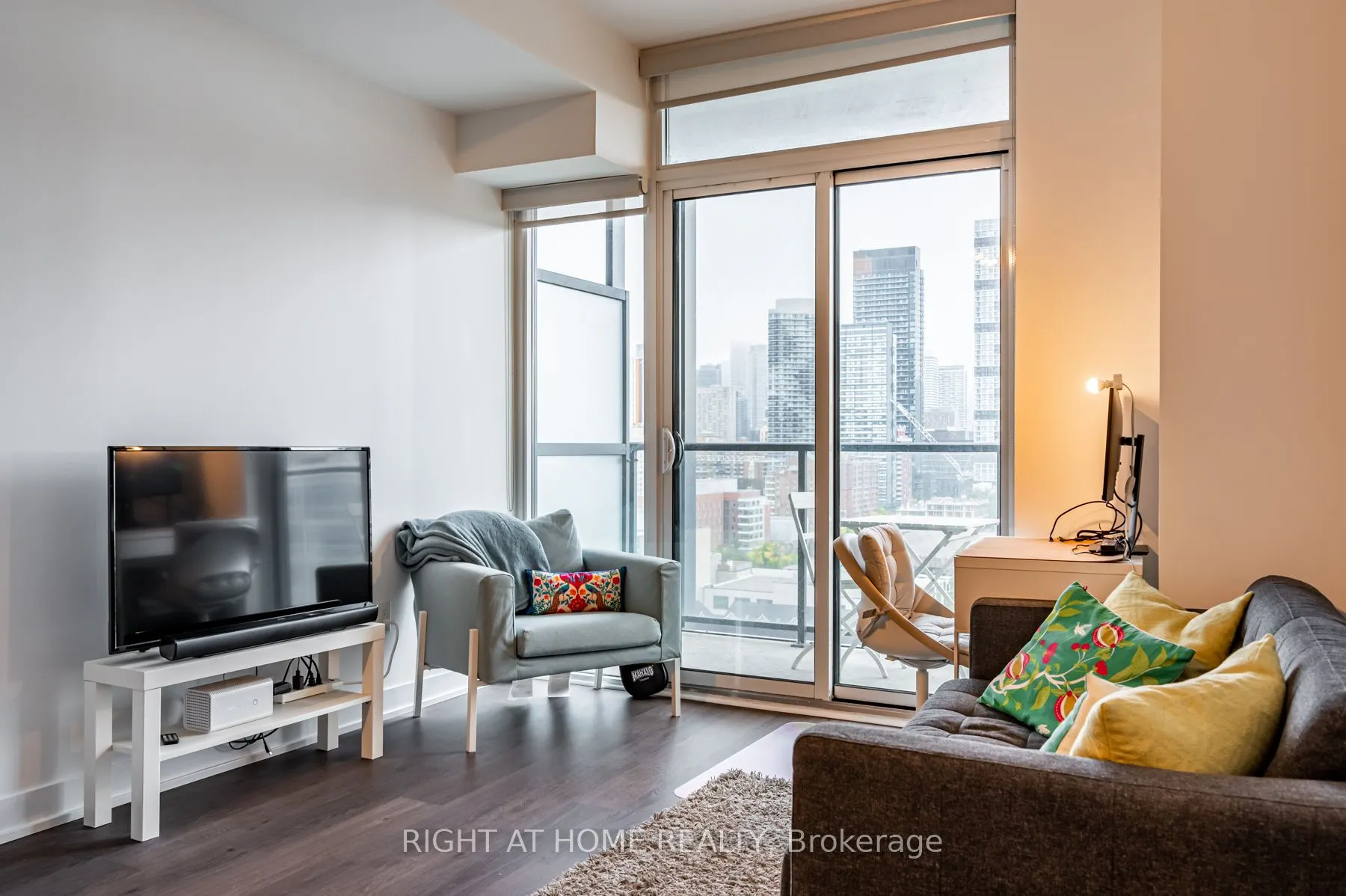 105 George Street, #1415