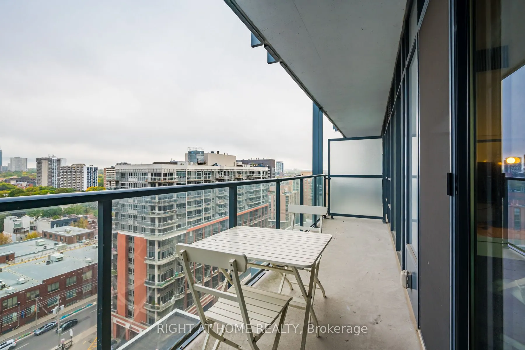 105 George Street, #1415
