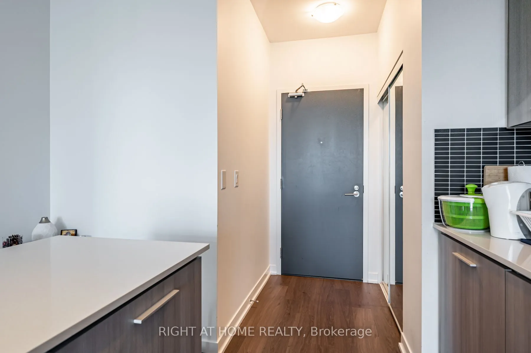 105 George Street, #1415