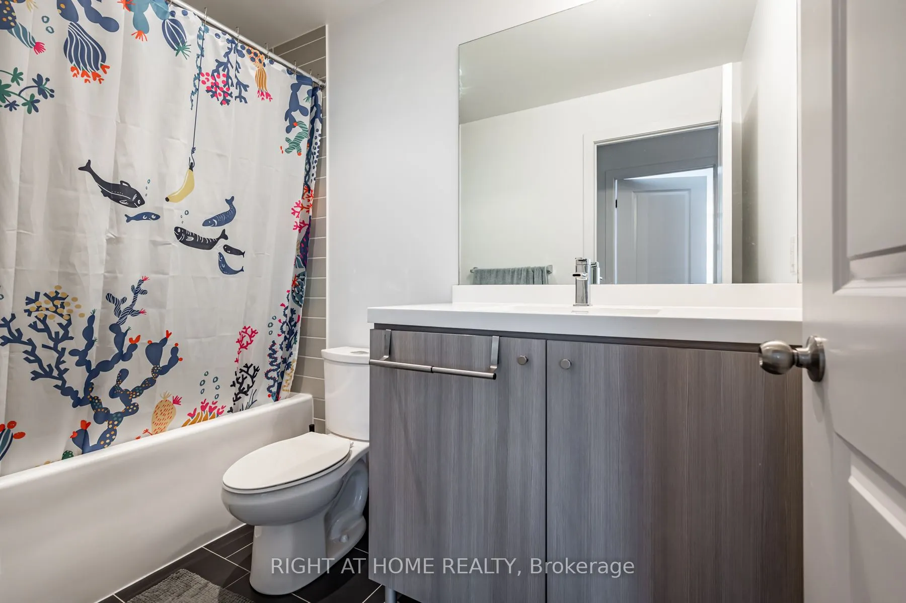 105 George Street, #1415