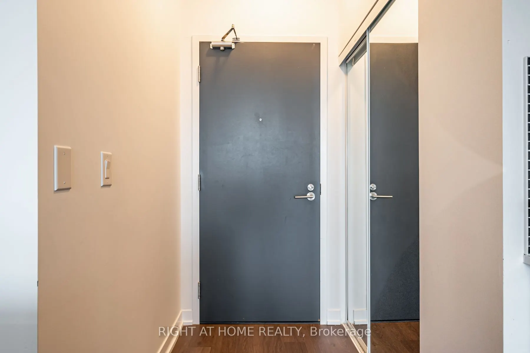 105 George Street, #1415