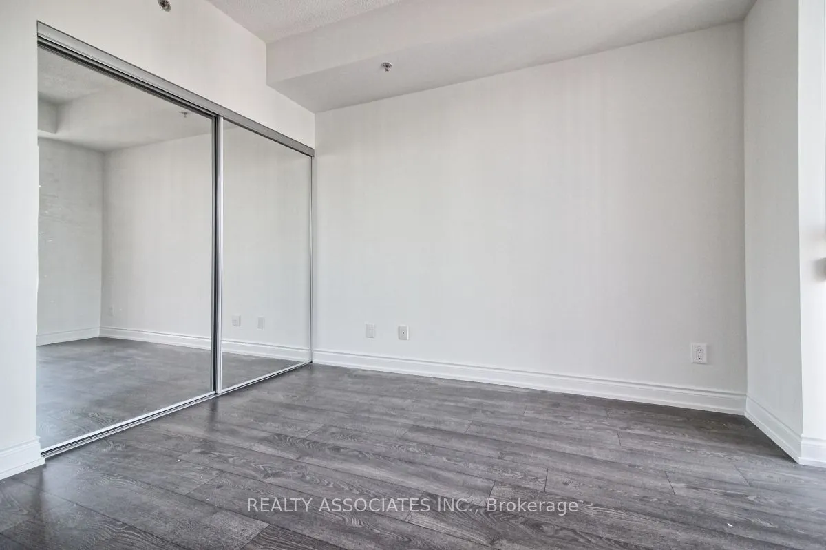 318 Richmond Street W, #3104