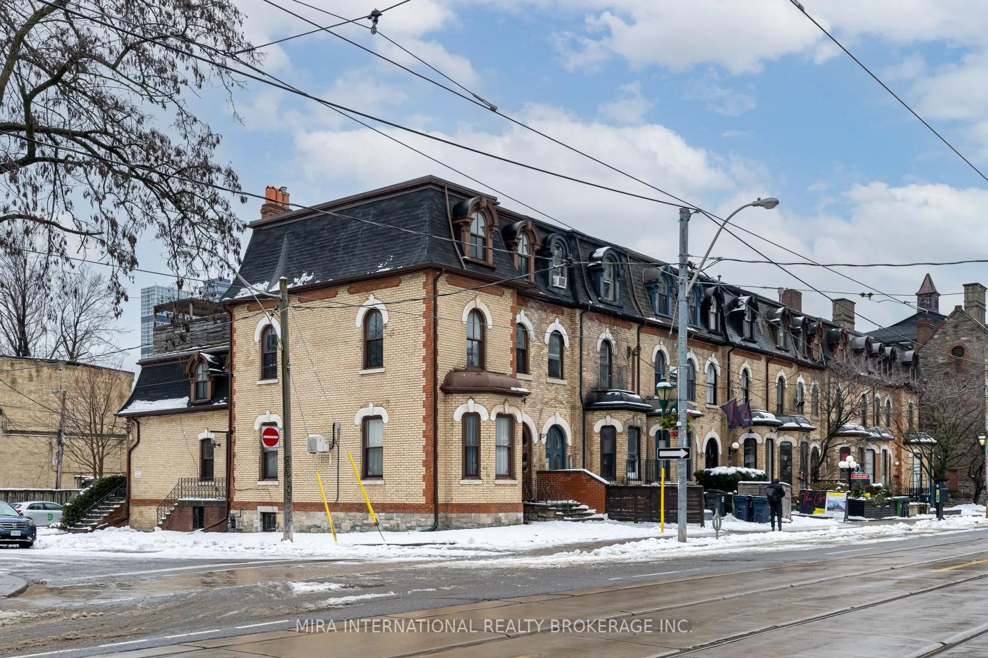 177 Carlton Street, #3
