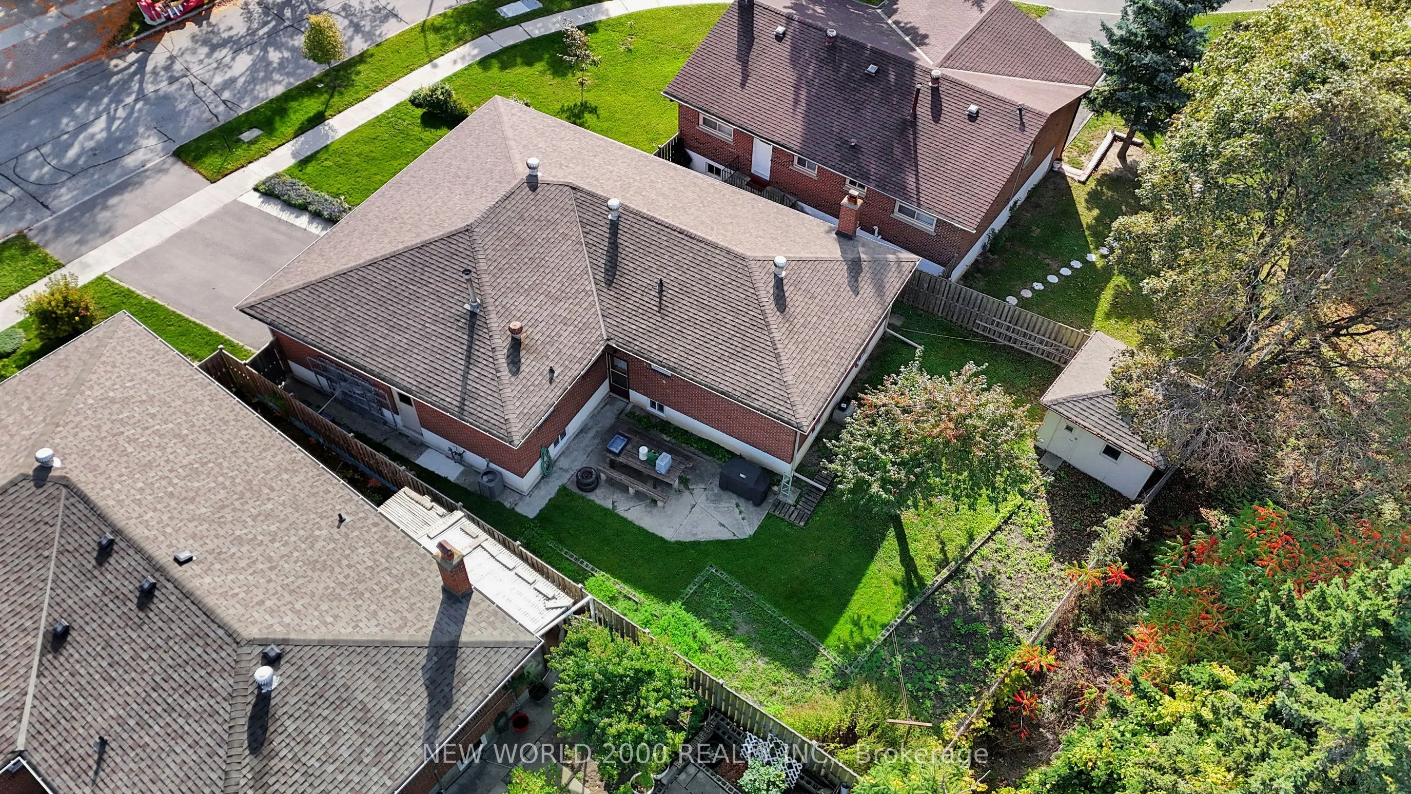 17 Squirewood Road