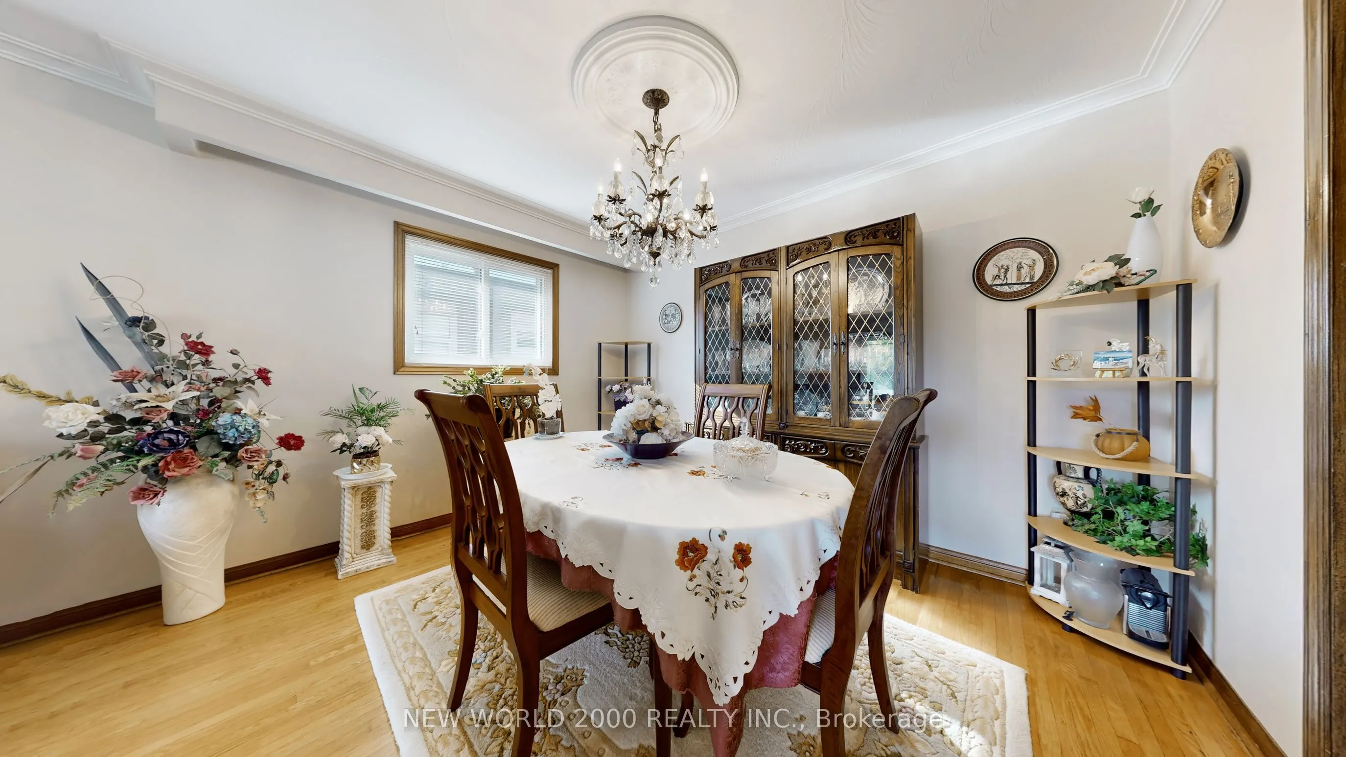 17 Squirewood Road