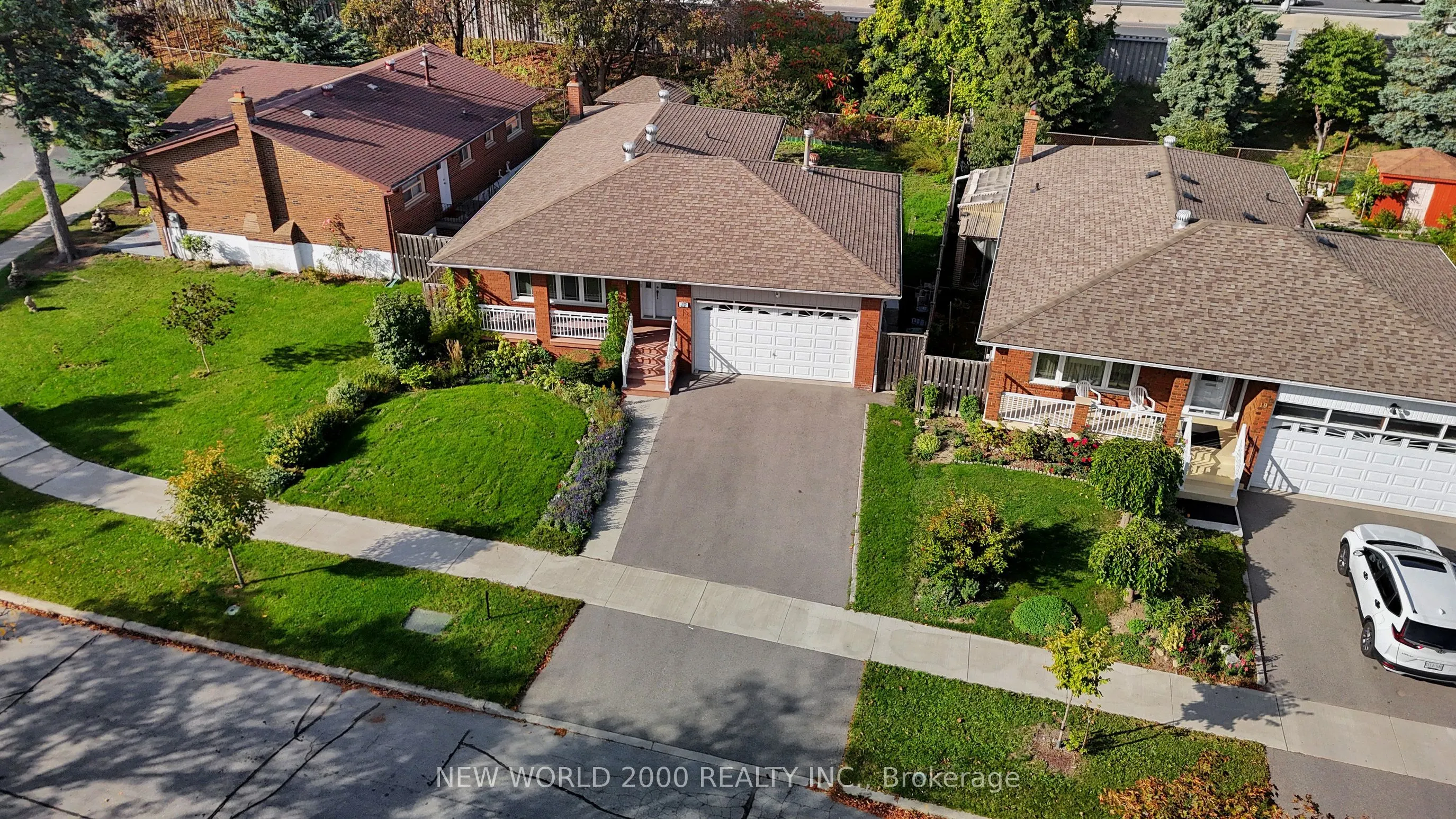 17 Squirewood Road