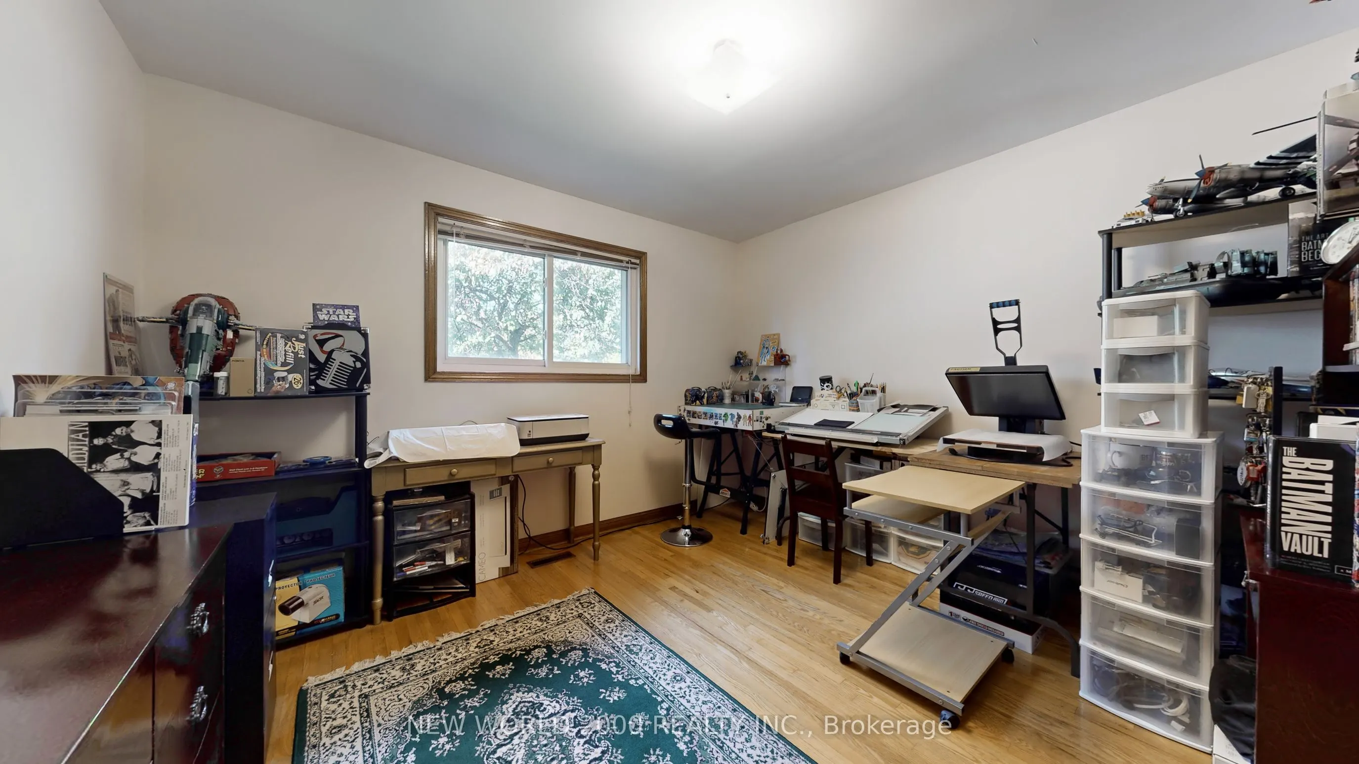 17 Squirewood Road