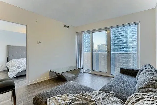 100 Harbour Street W, #4403