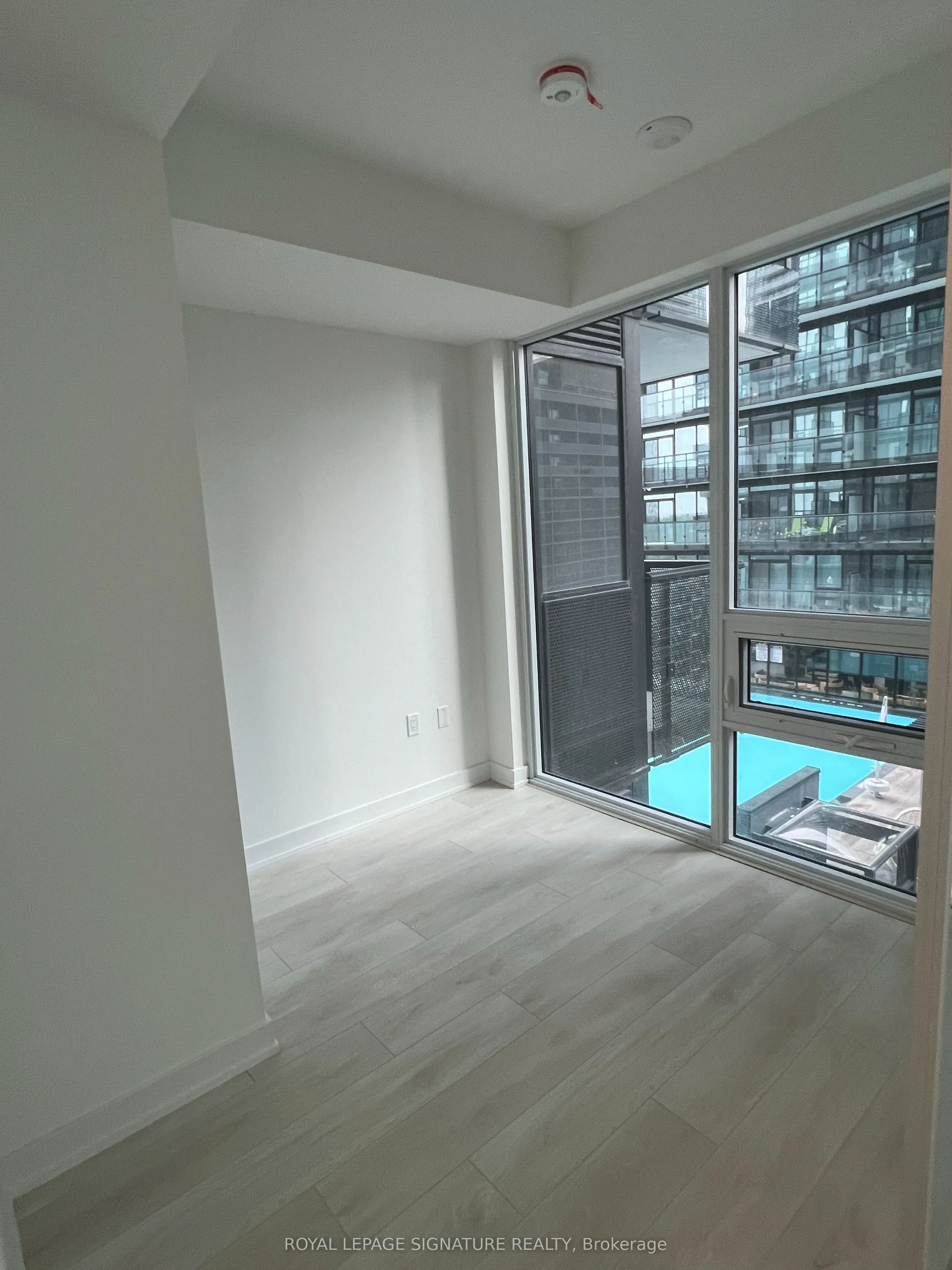 117 Broadway Avenue, #1102