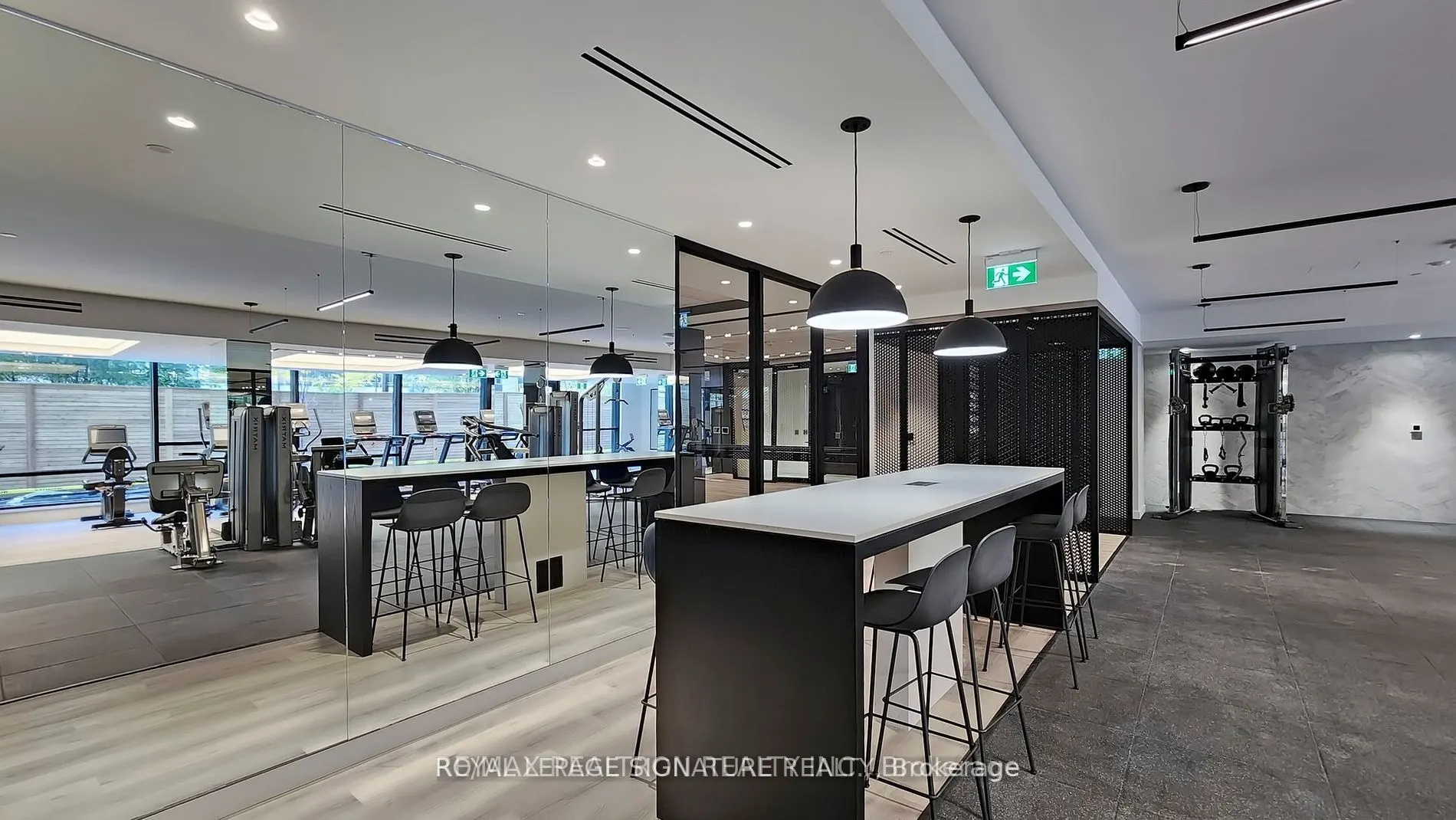117 Broadway Avenue, #1102