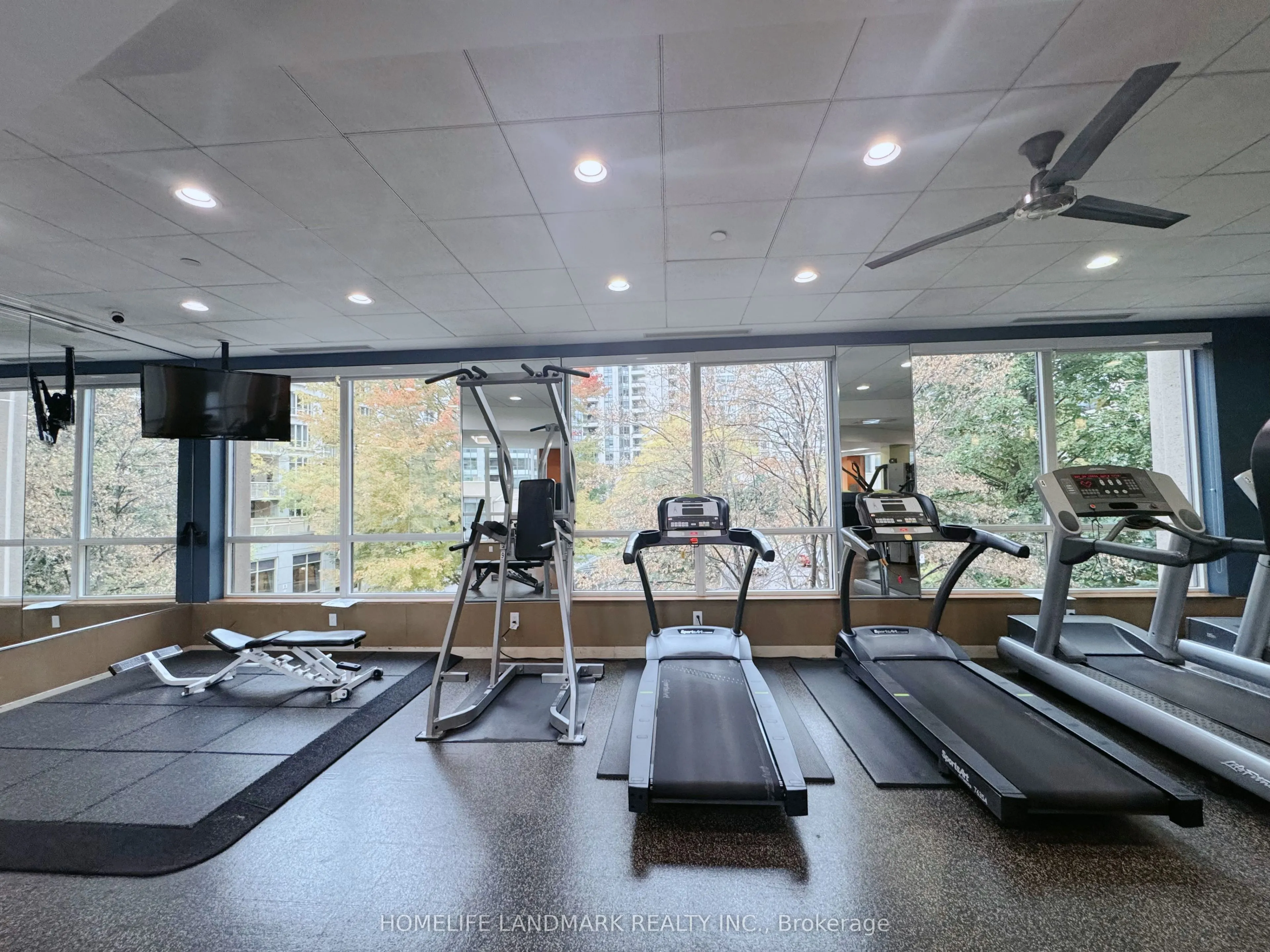 10 Northtown Way, #2213