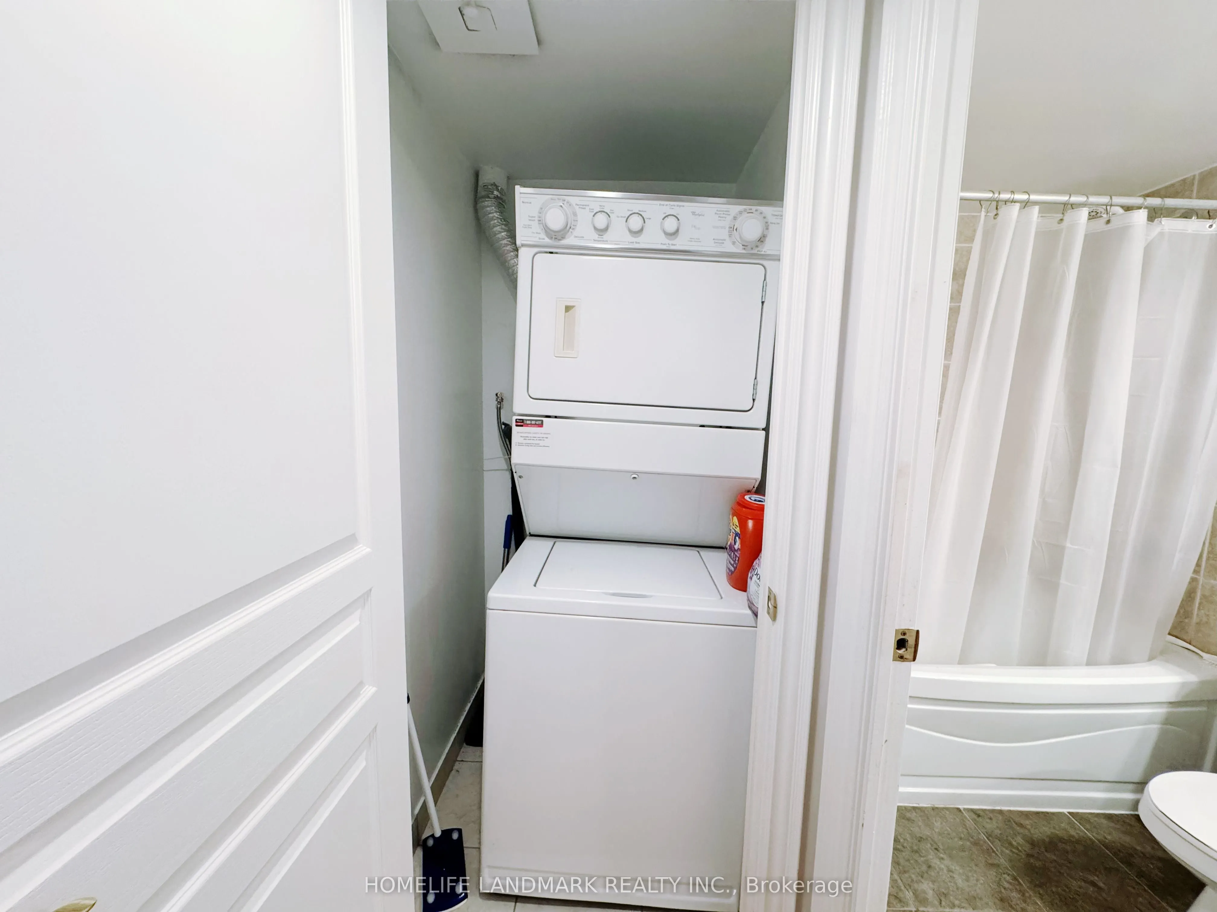 10 Northtown Way, #2213