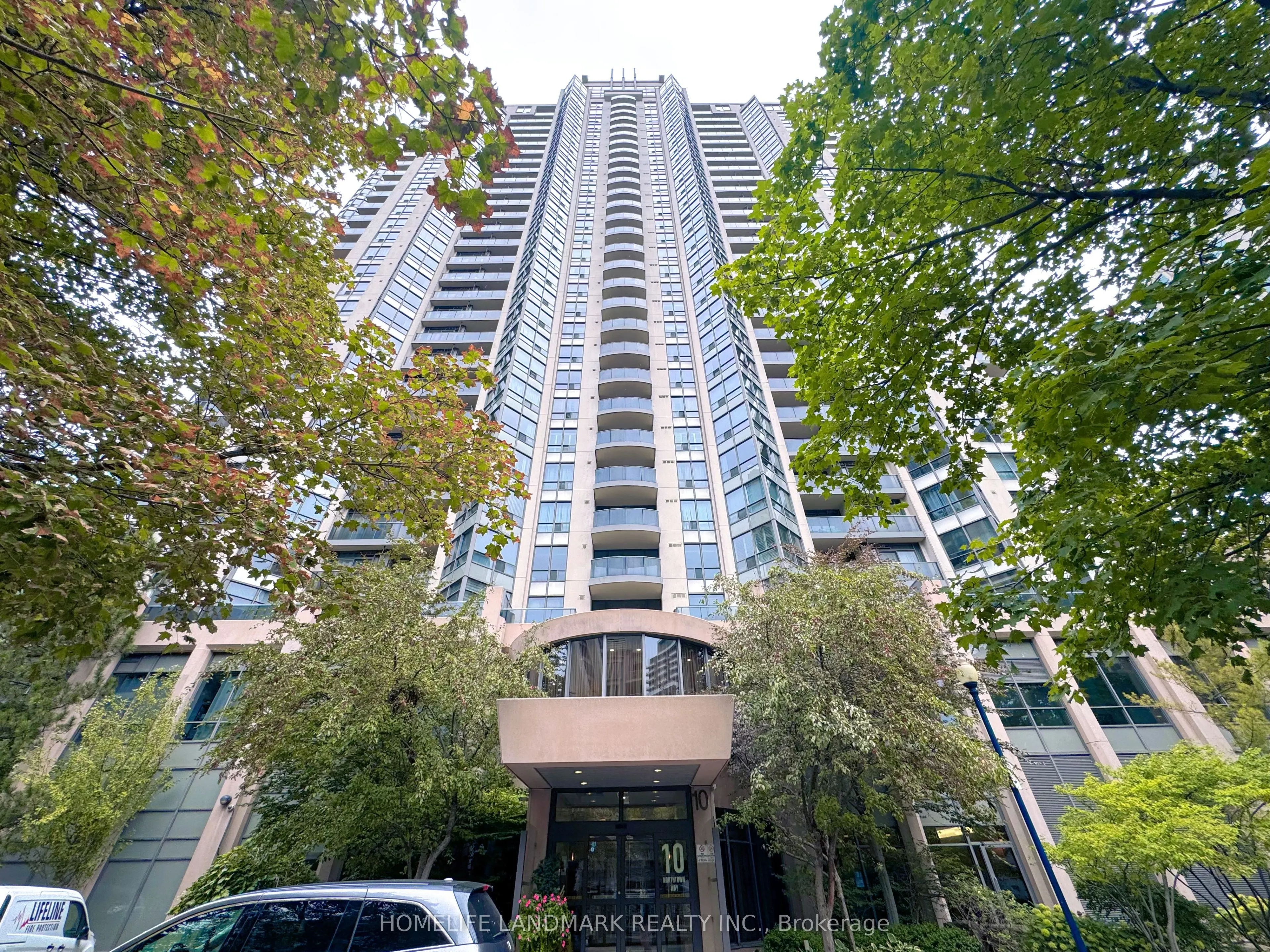 10 Northtown Way, #2213