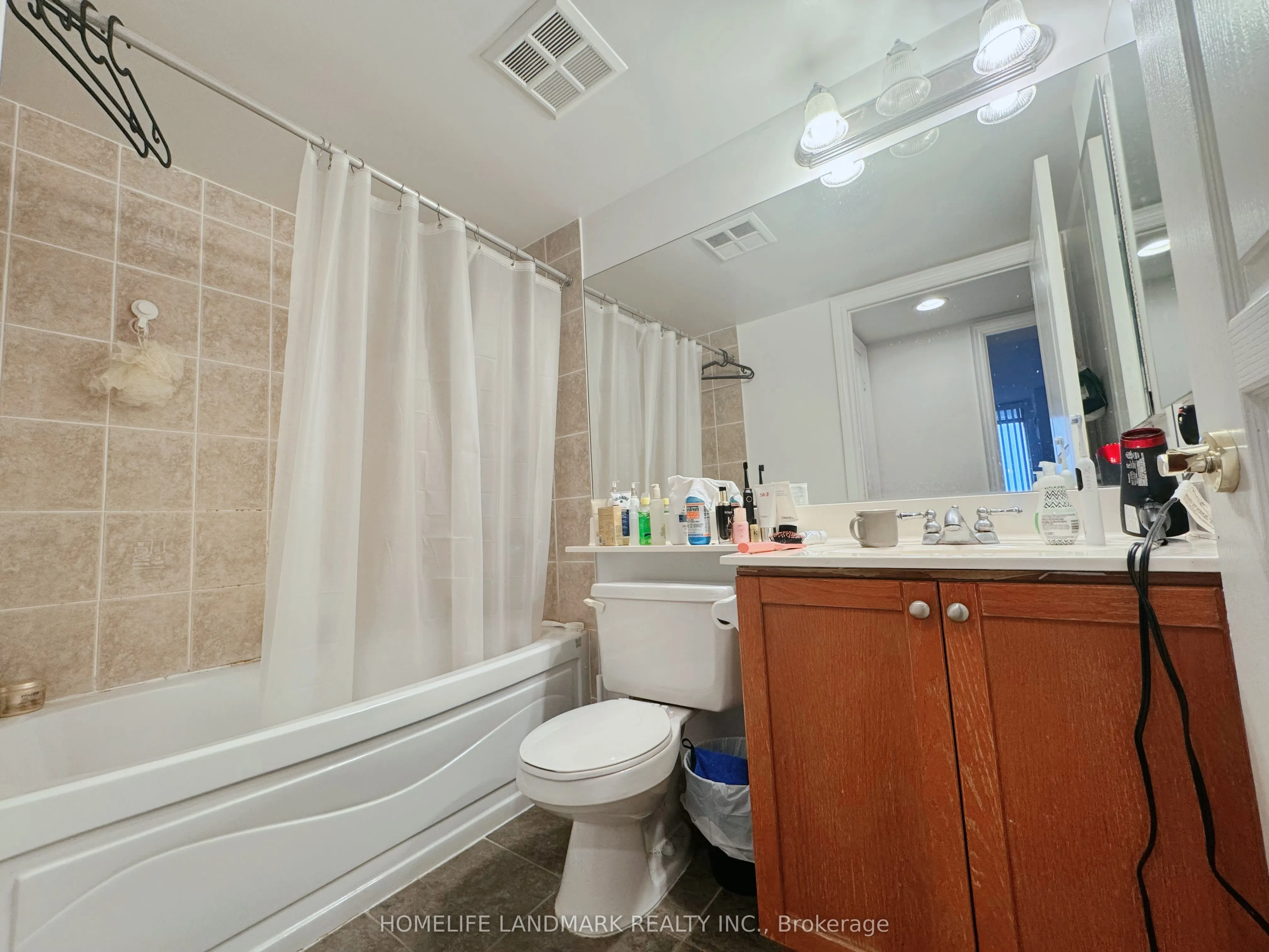 10 Northtown Way, #2213