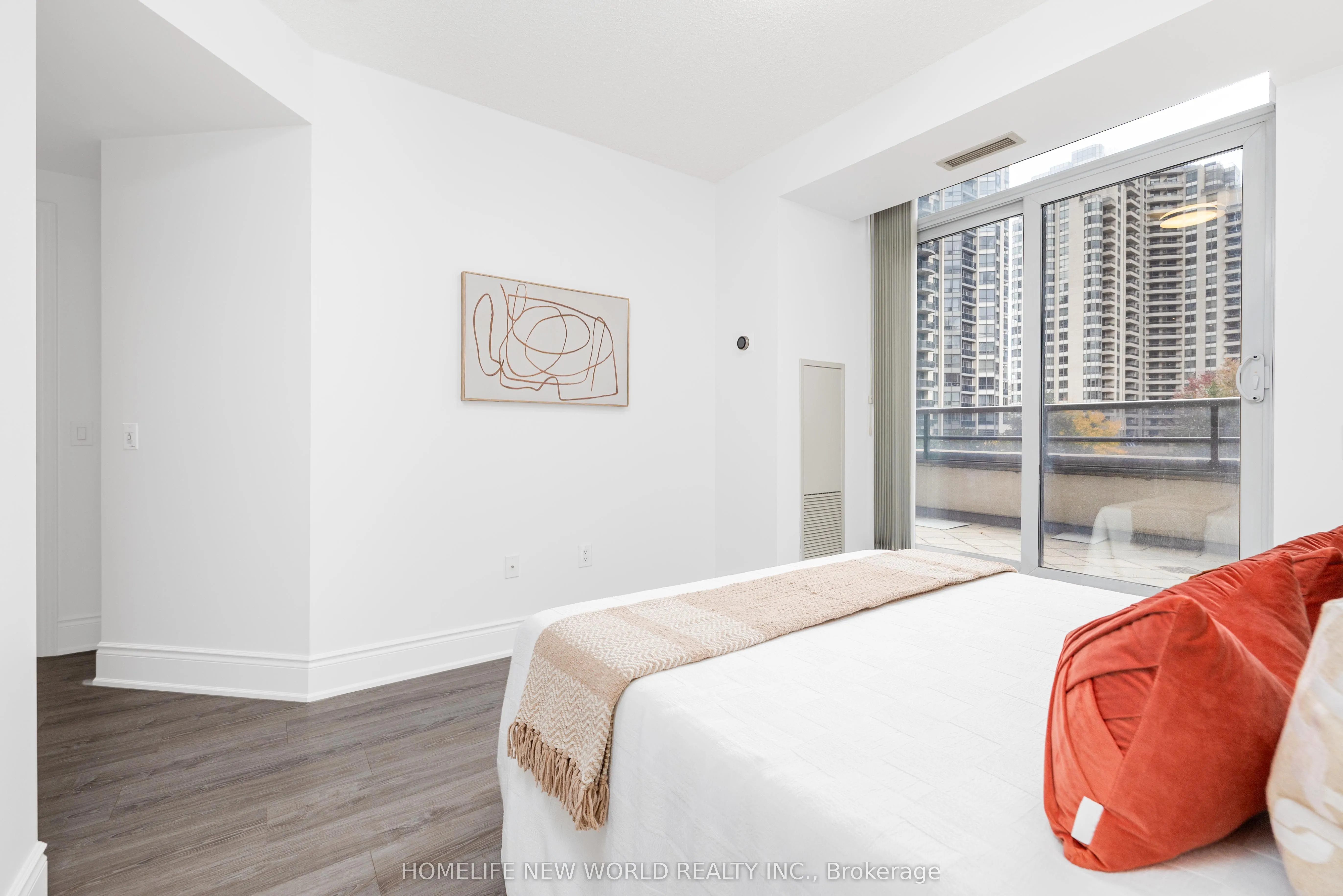 500 Doris Avenue, #323