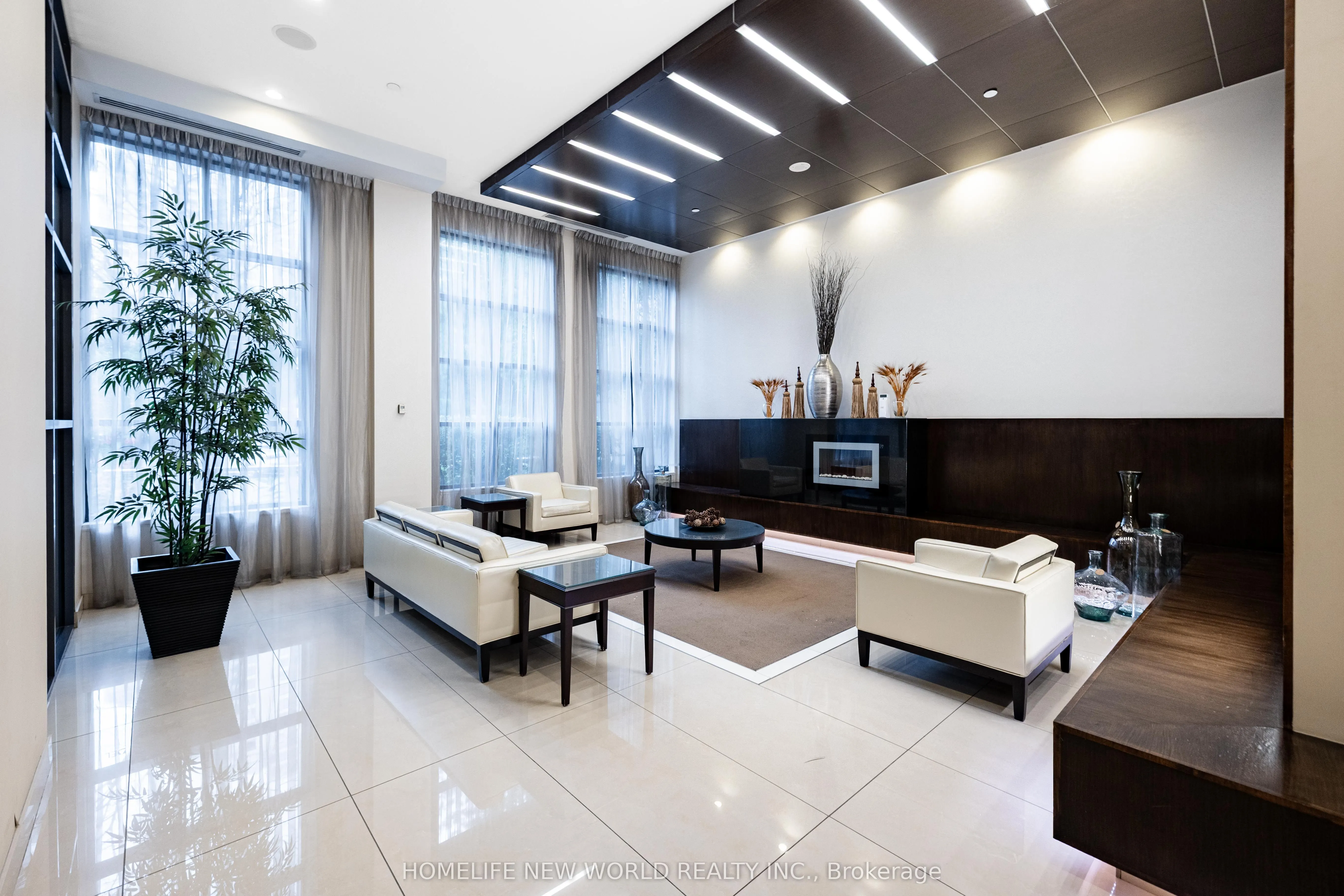 500 Doris Avenue, #323